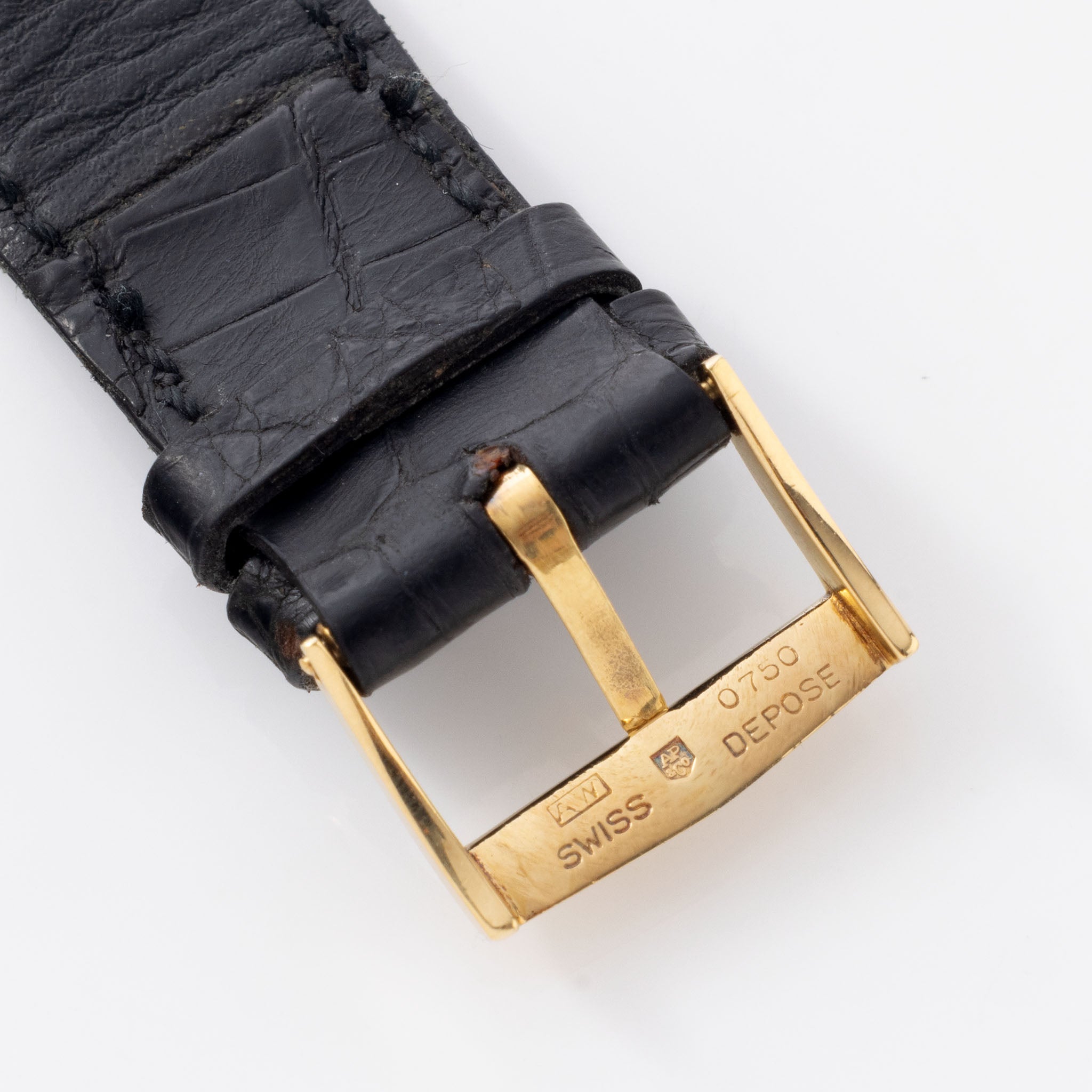 Audemars Piguet "Coussin " 18 k yellow gold Dresswatch “ultra thin “