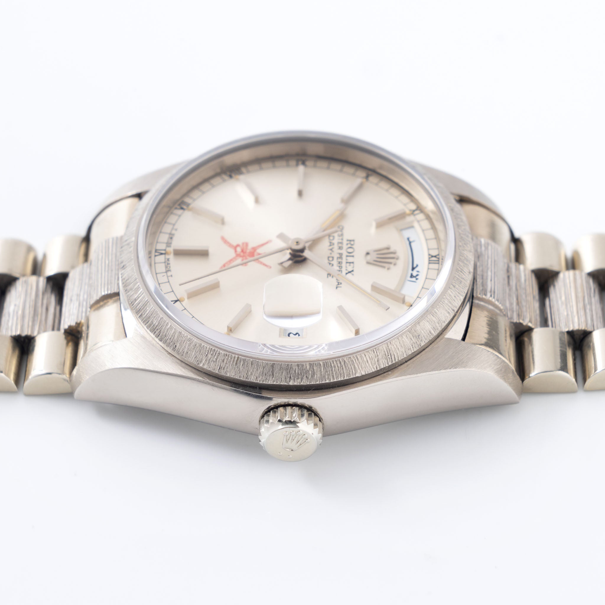 Rolex Day-Date 18079 red “Khanjar” Bark Finish in 18k white for the Sultanate of Oman