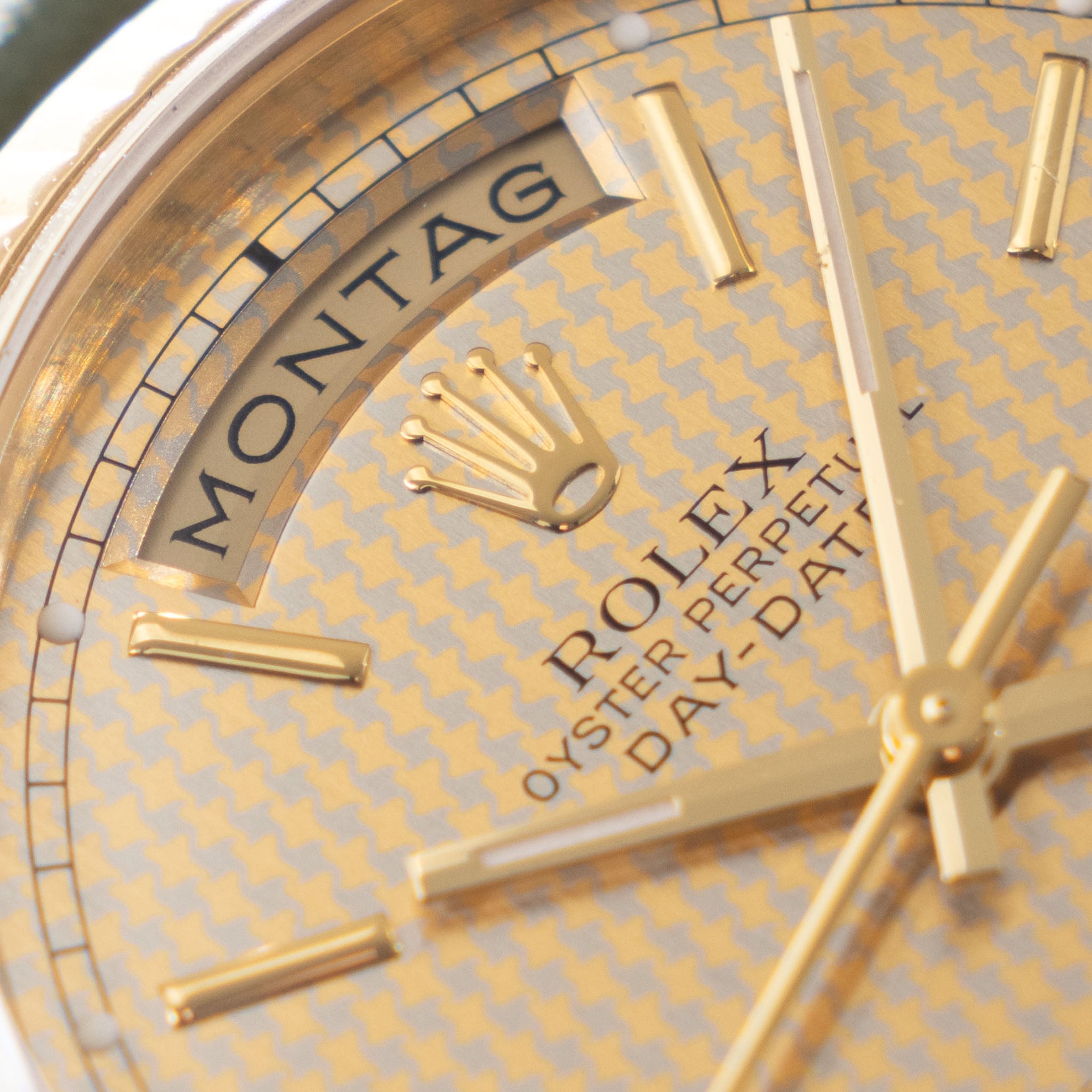 Rolex Day-date Houndstooth dial ref 18038 in 18 k yellow gold