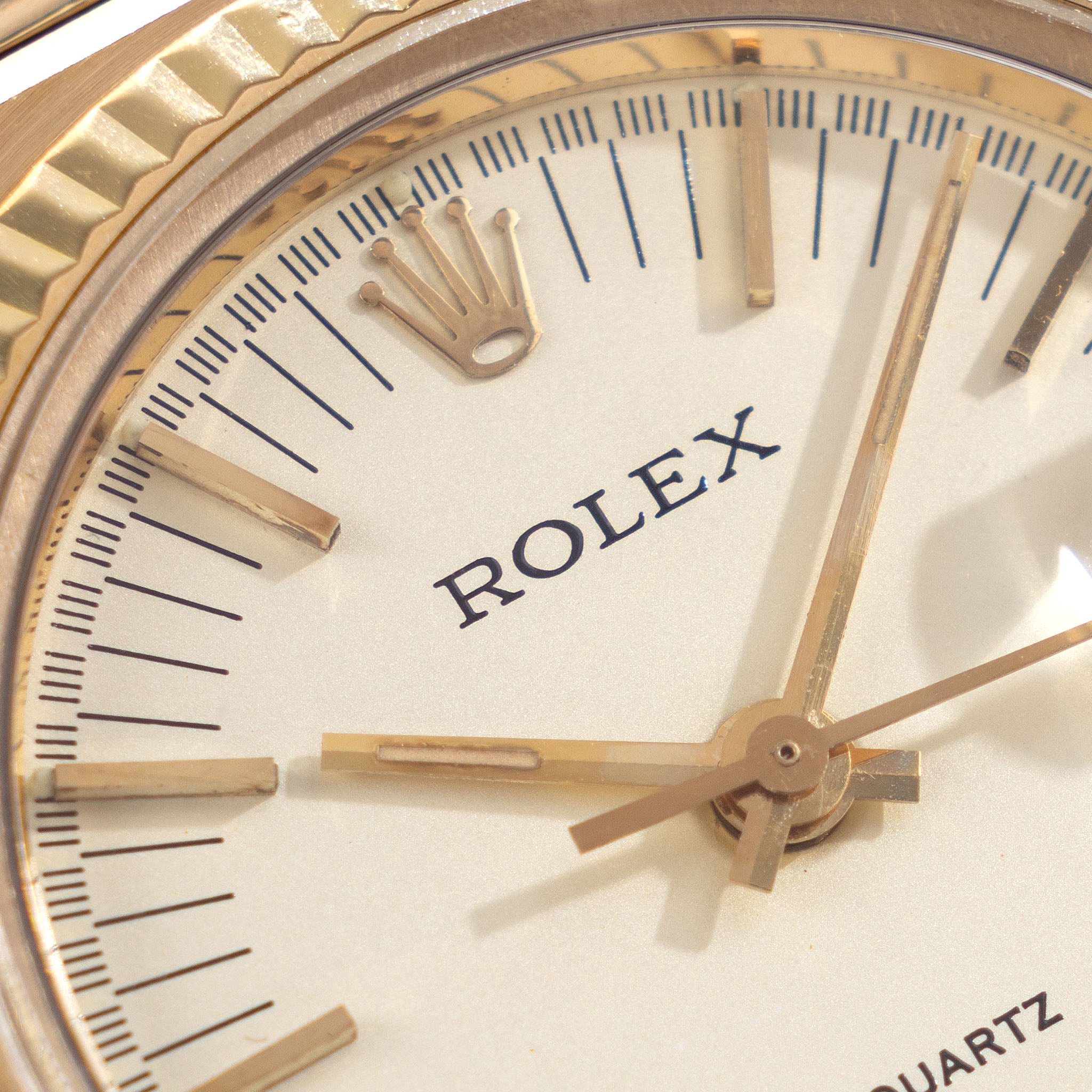 Rolex Beta 21 Il Texano Cream dial in 18k yellow gold ref 5100