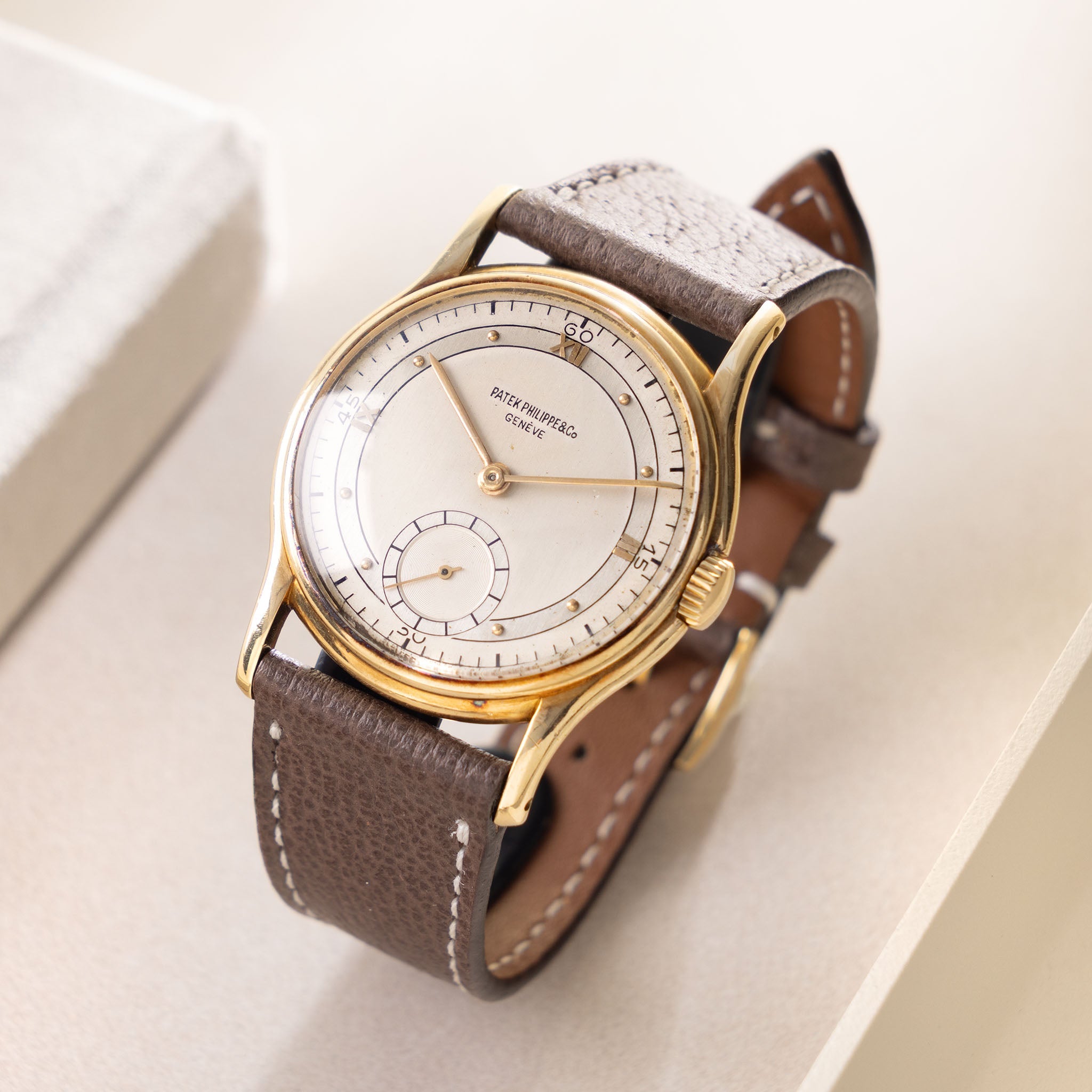 Patek Philippe Calatrava Two-Tone Dial ref. 1527 in 18k Yellow Gold
