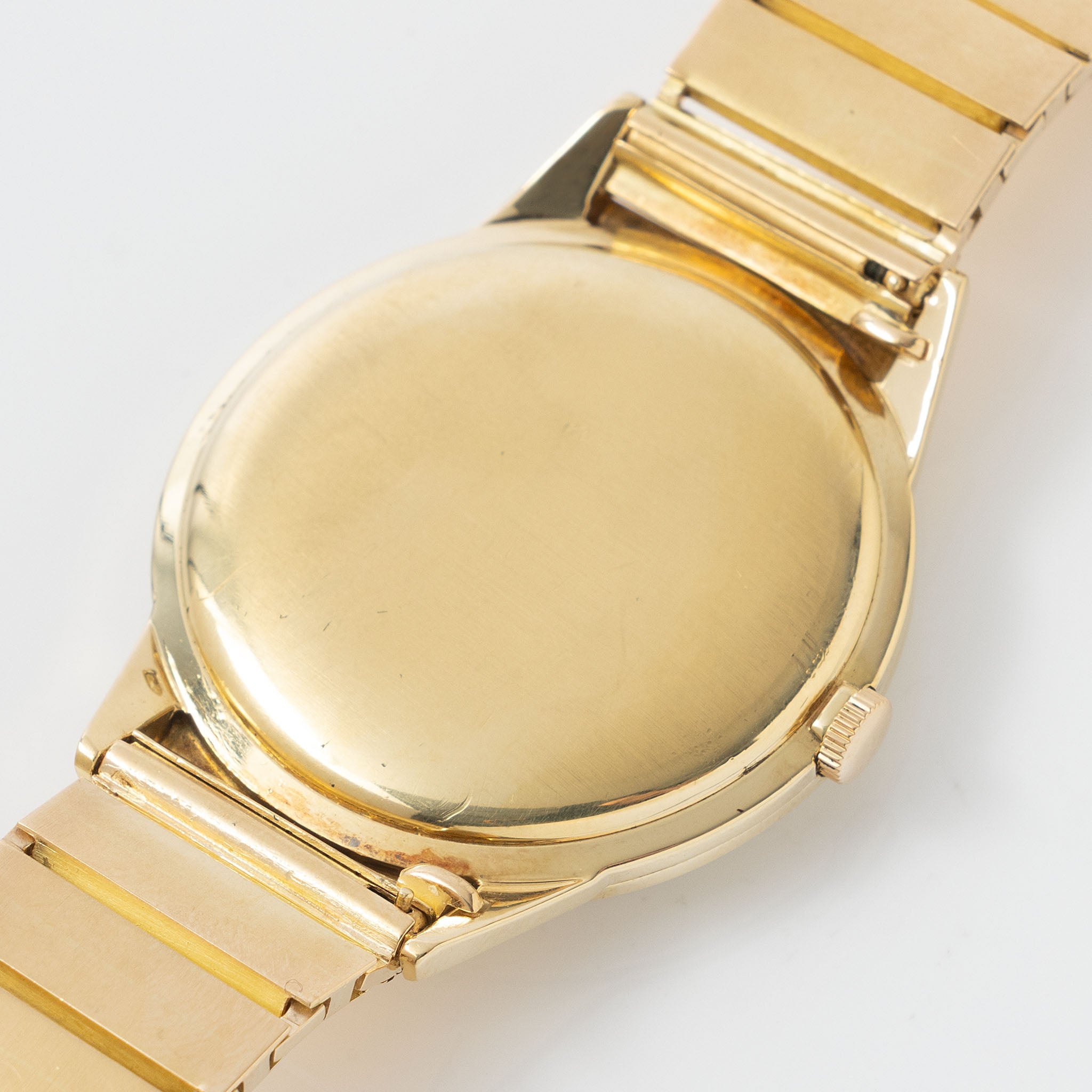 Patek Philippe Calatrava 2568 in 18k Yellow Gold with Gay Frerès Bracelet