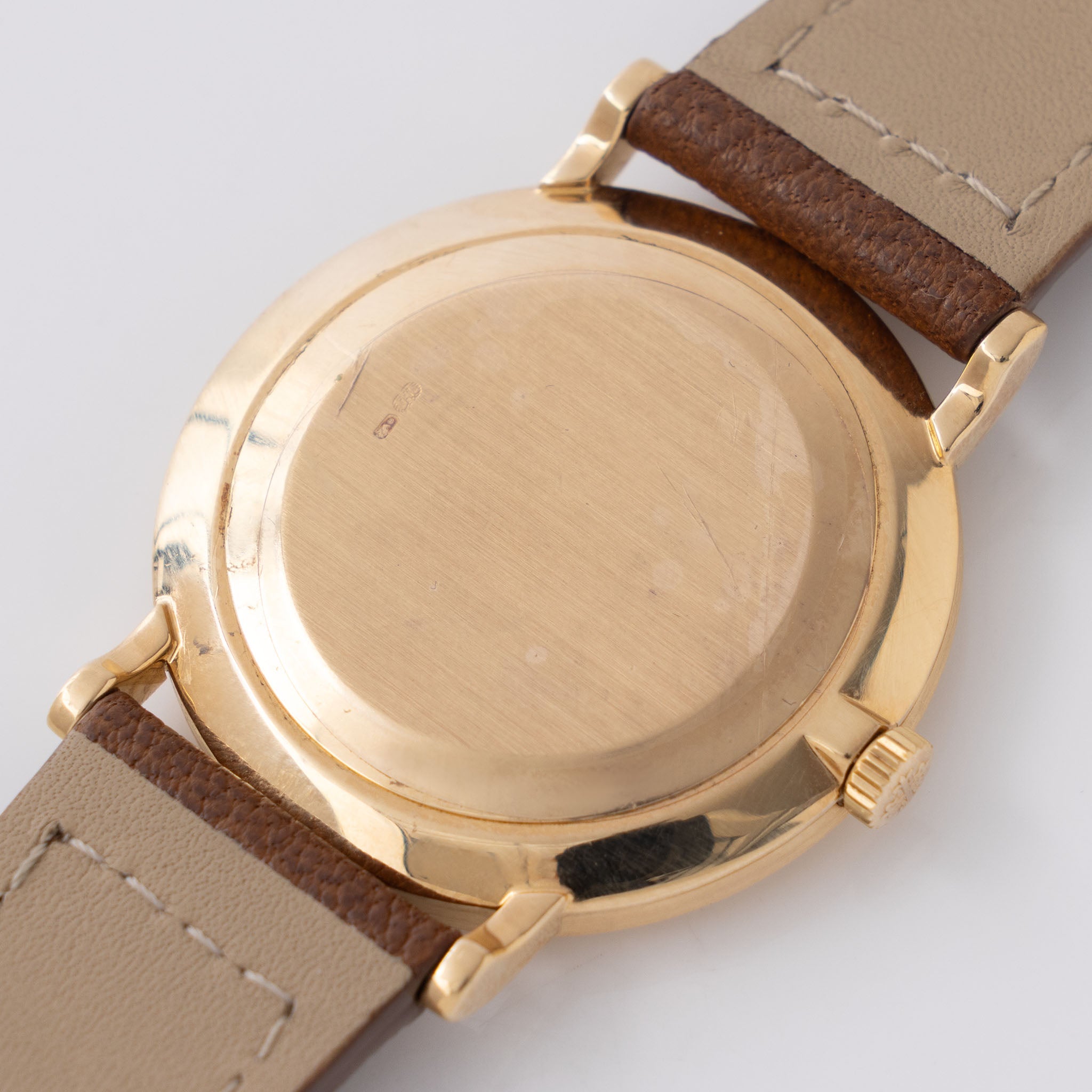 Patek Philippe Calatrava 3919J Porcelain Dial 18k Yellow Gold Clous de Paris