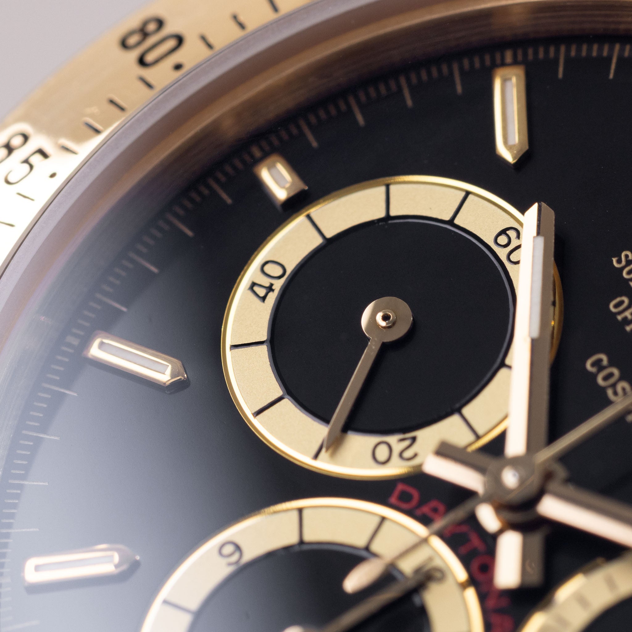 Rolex Cosmograph Daytona 16520 Black Floating Dial in 18k Yellow Gold with Original Guarantee Paper and Accessories