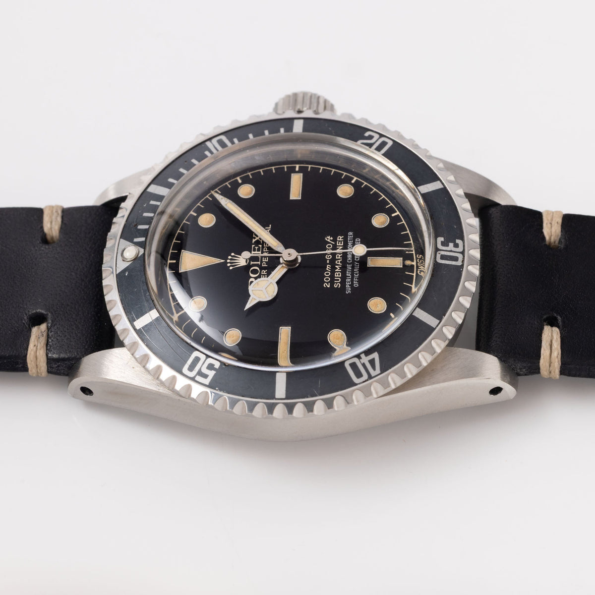 Rolex Submariner 5512 4-liner Gilt Chapter Ring Exclamation point Dial Pointed Crown Guards Case