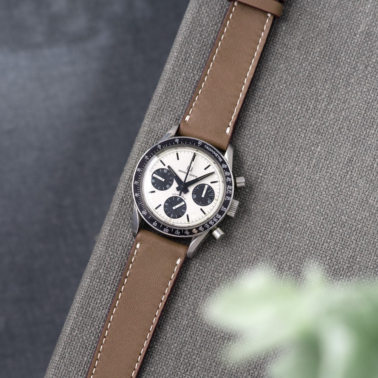 Universal Geneve Compax Nina Rindt Reference 885103012