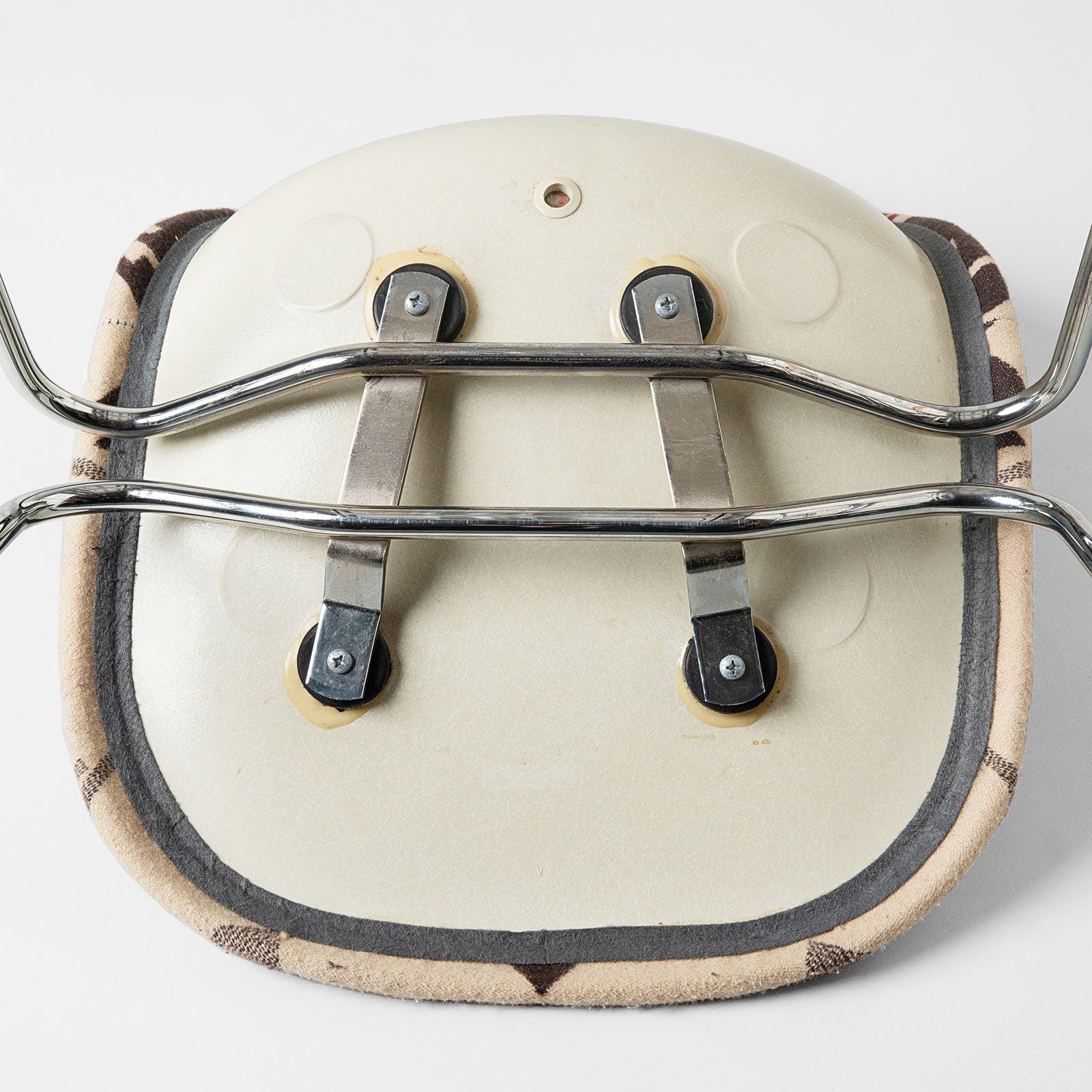 1960s Unique Pendelton Eames Side Chair Beige
