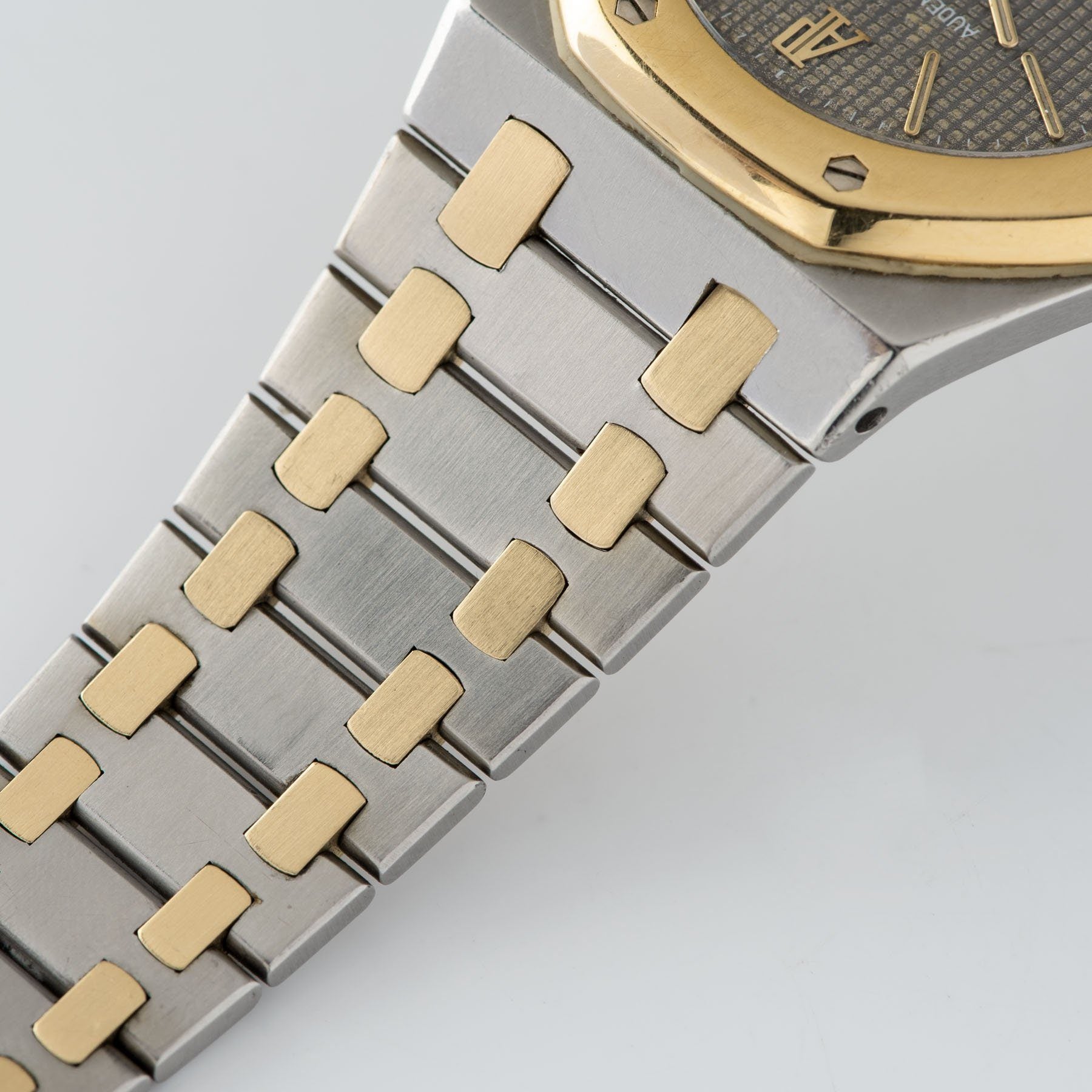 Audemars Piguet Jumbo Royal Oak Steel and Gold ref.5402SA with Steel and gold integrated bracelet