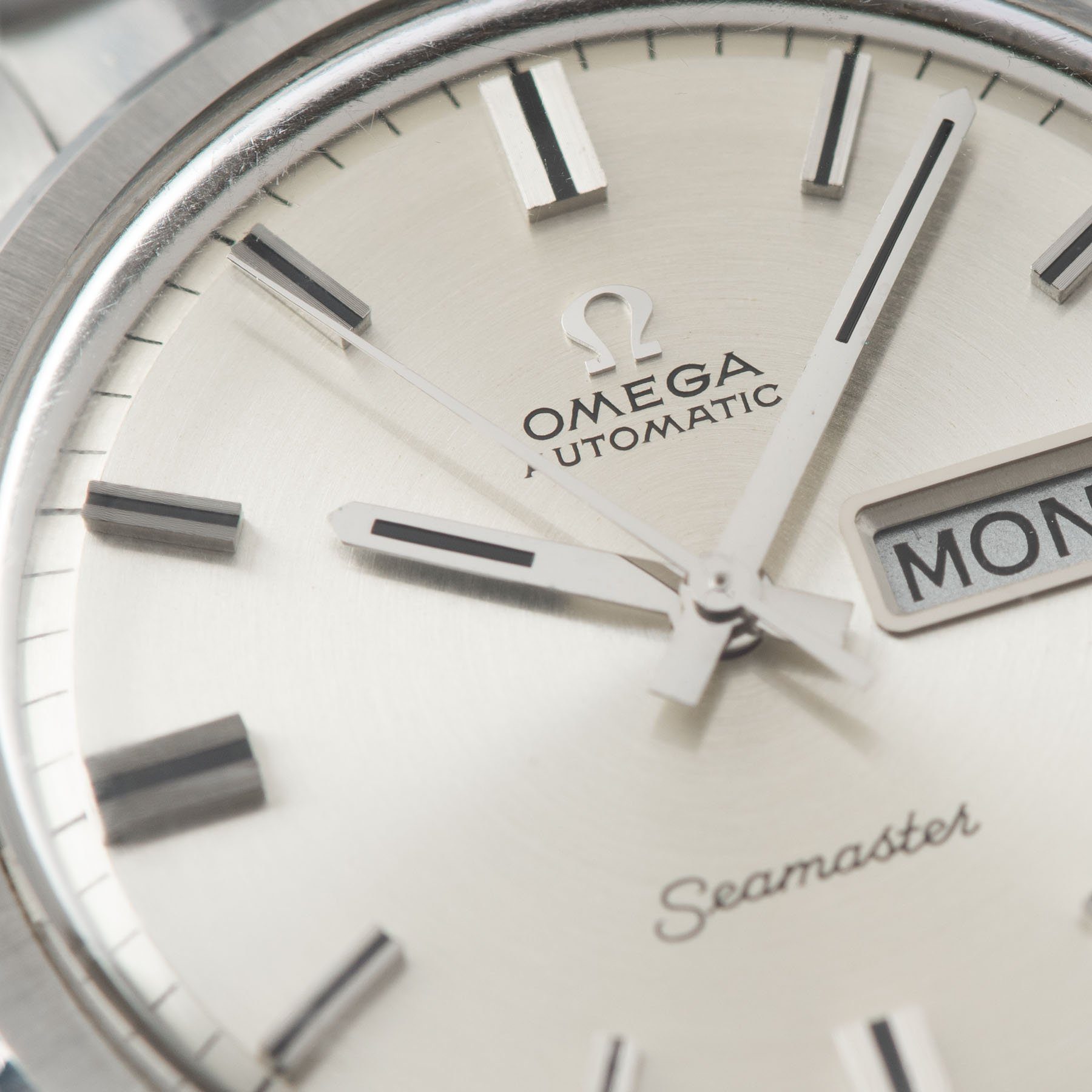 Omega Seamaster Dress Watch Ref 166 032 Silver sunburst dial