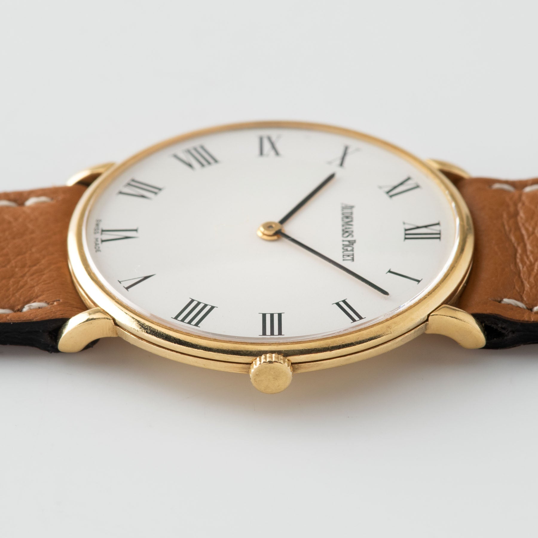 Audemars Piguet Ultra-Thin Yellow Gold Dress WatchAudemars Piguet Ultra-Thin Yellow Gold Dress Watch
