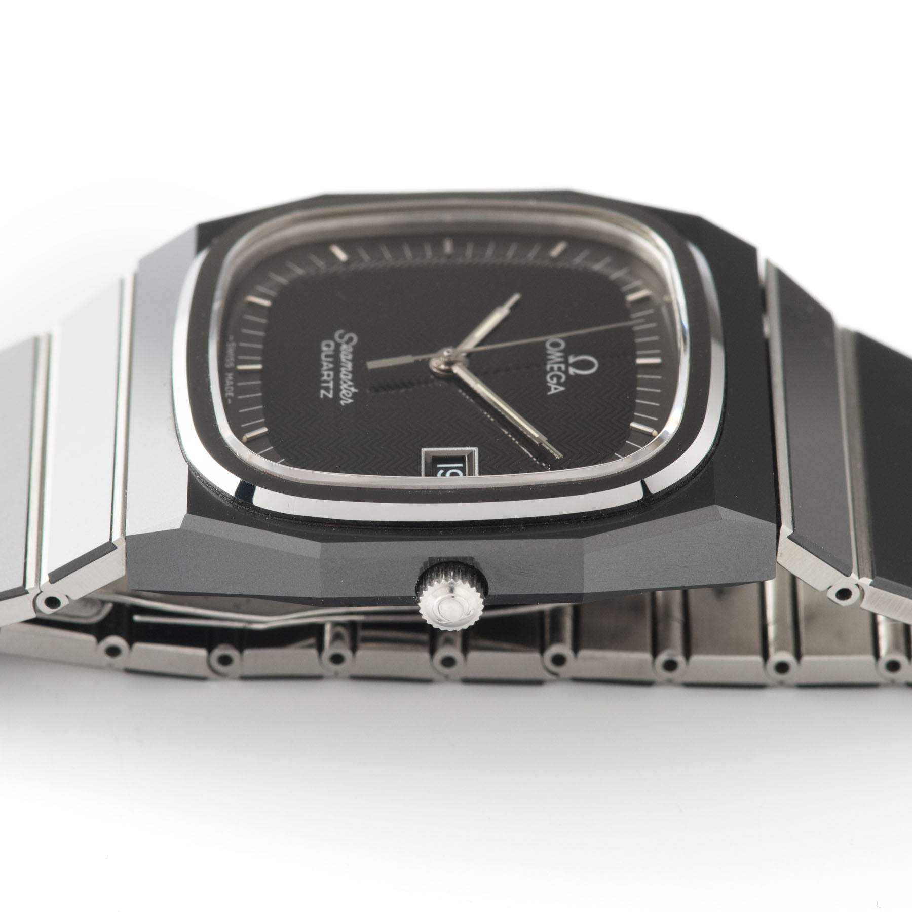 Omega Seamaster Ceramic Black Tulip