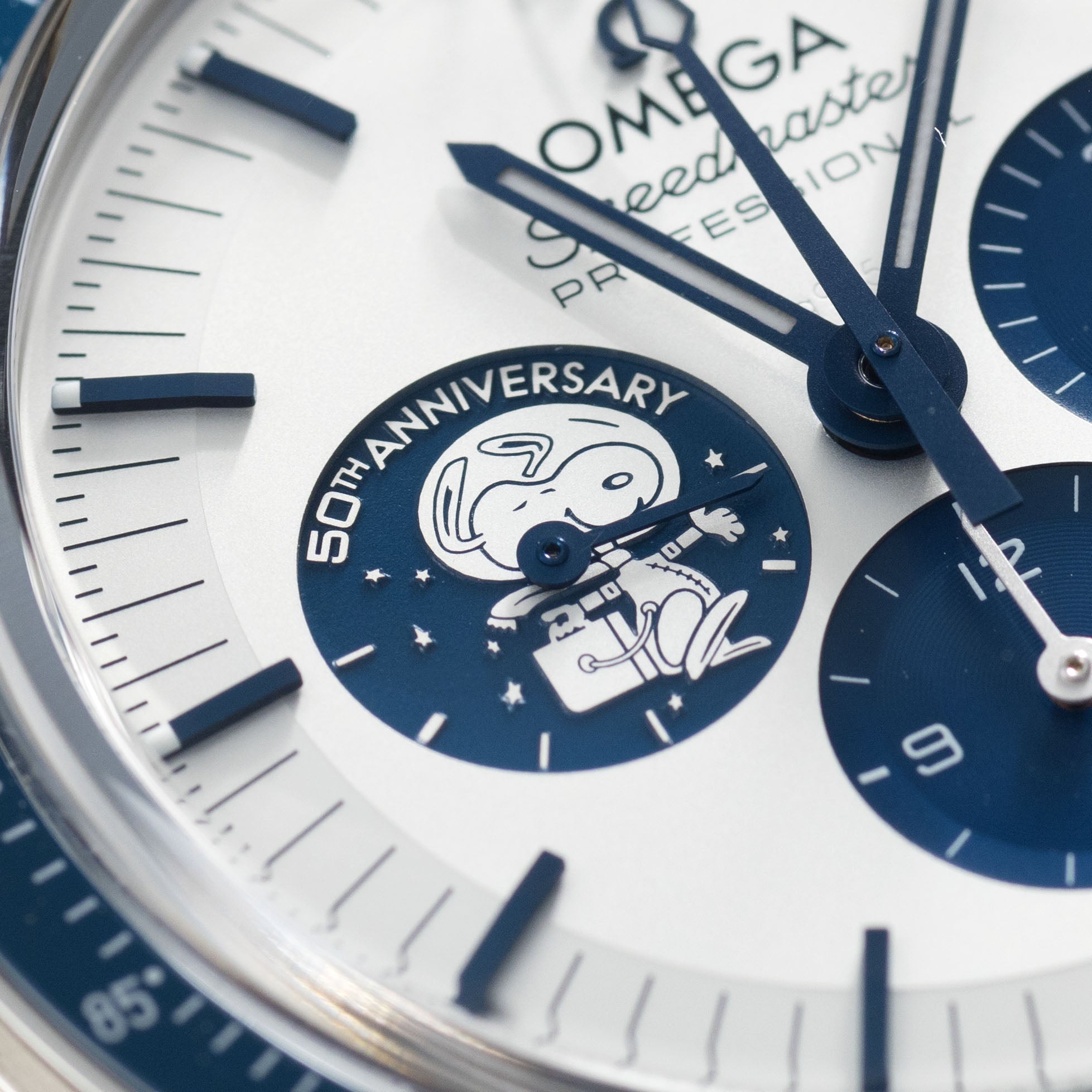 Omega Speedmaster Silver Snoopy 50th Anniversary Full Set