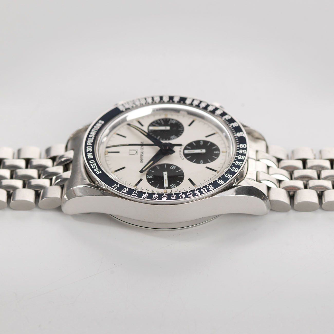 Universal Geneve ‘Nina Rindt’ Ref 885105/02