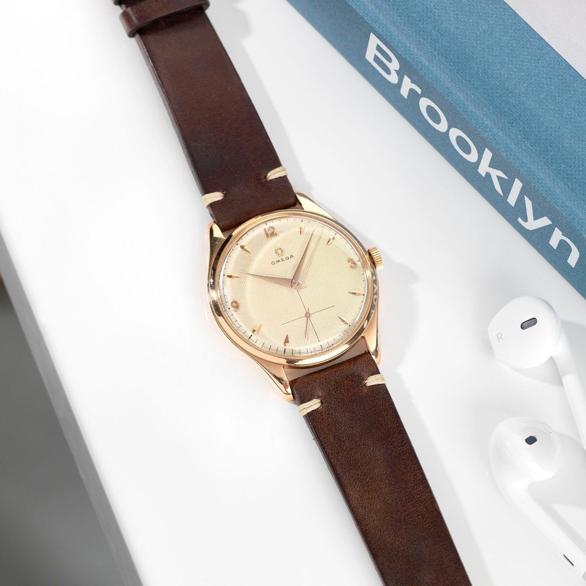 Omega Calatrava 1940s Large Case 38mm