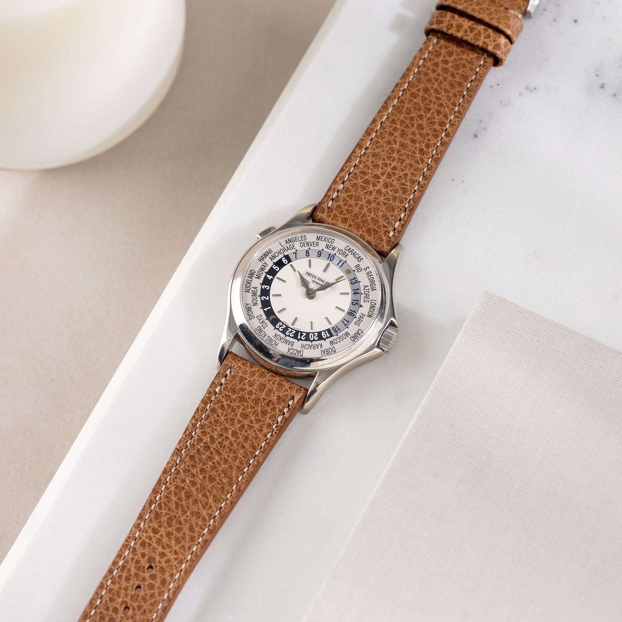 Grained_Brown_Leather_Watch_Strap_Patek_Philippe_worldtimer_5110G
