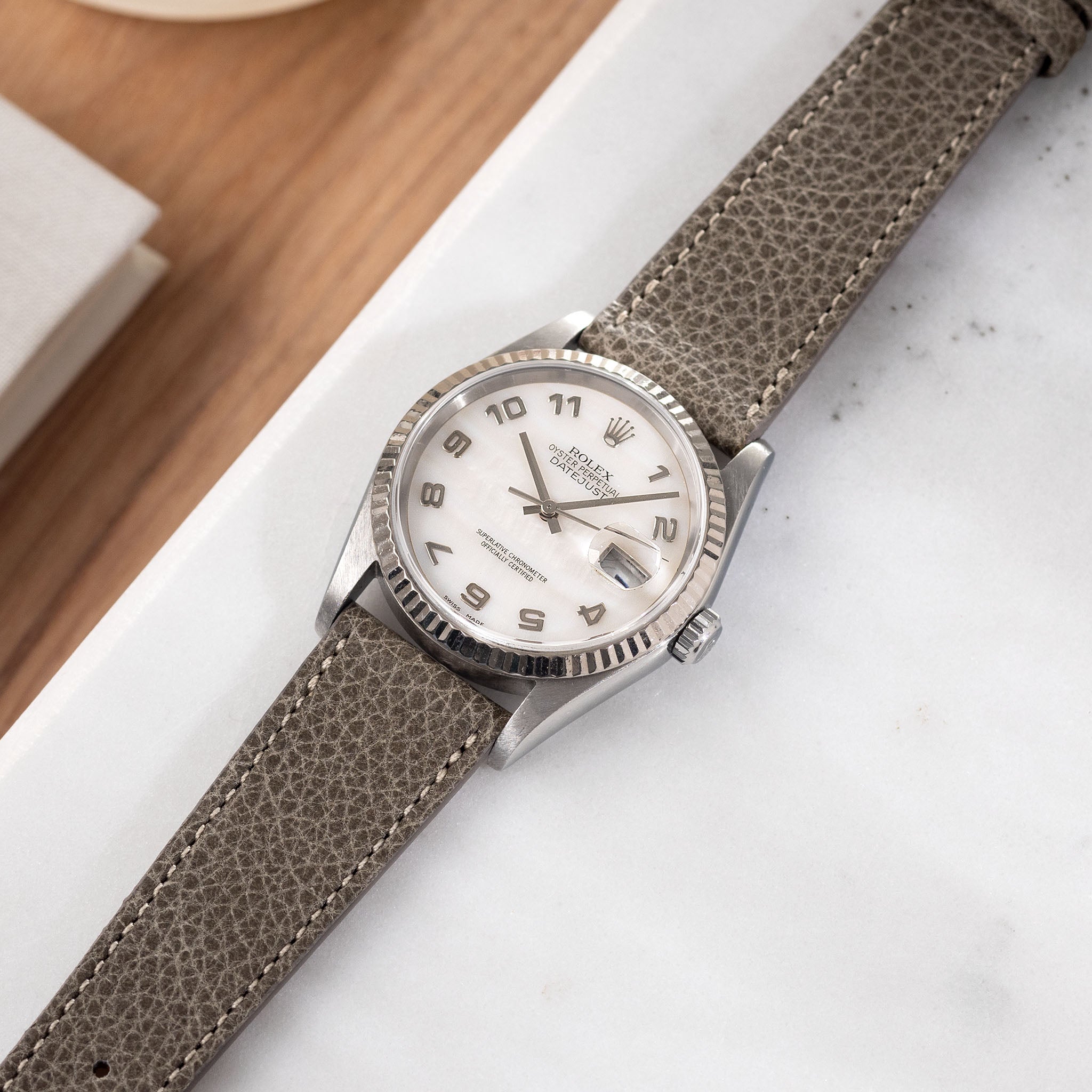 Elegant_Grey_Leather_Watch_Strap_For_Rolex_Datejust_MOP_16234