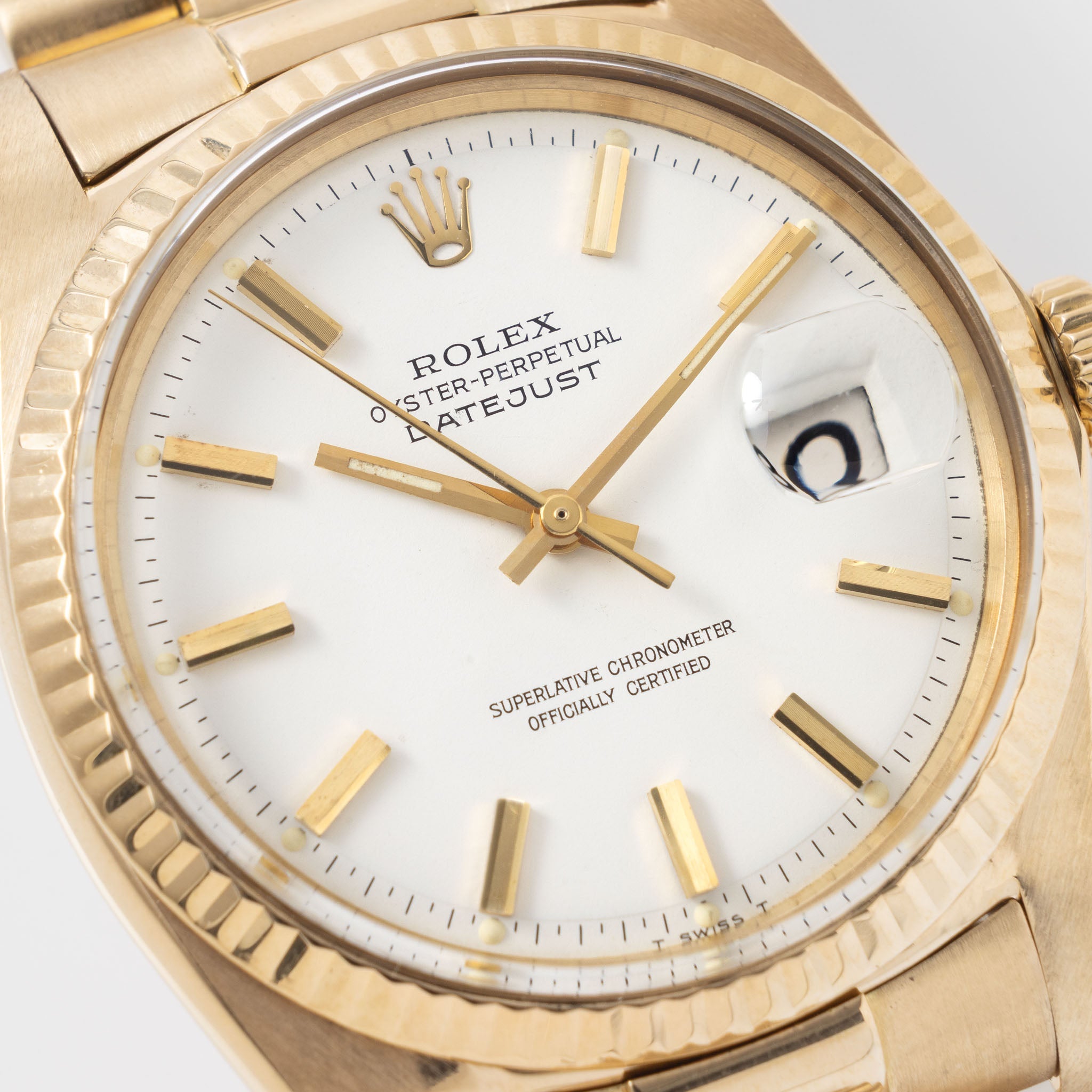 Rolex Datejust 1601/8 White Dial in 18k Yellow Gold