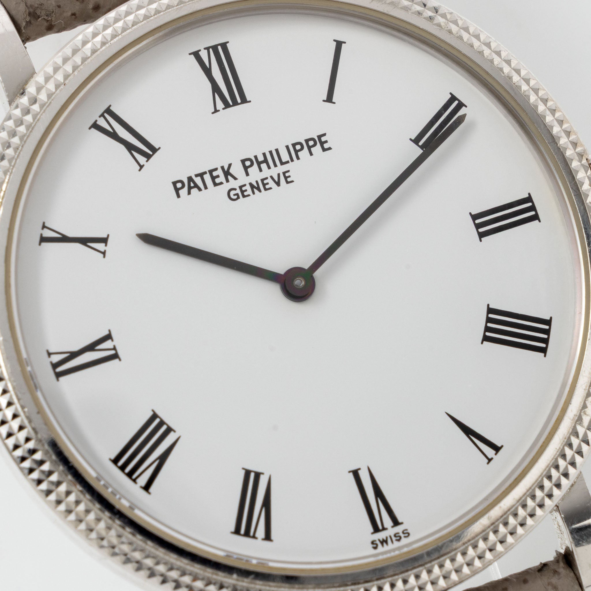 Patek Philippe Calatrava 18 k White gold Clous de Paris case ref 5120G