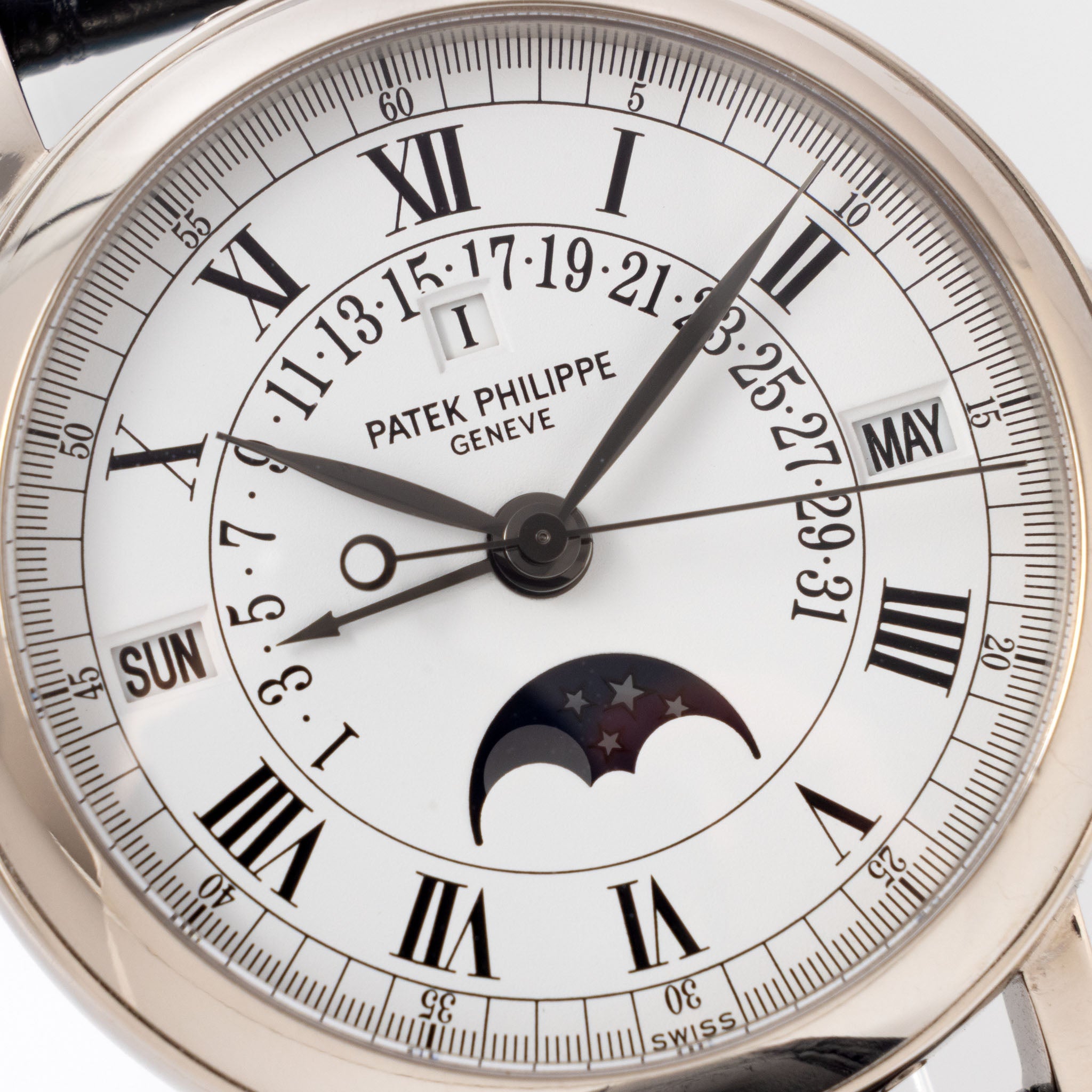 Patek Philippe Retrograde Perpetual Calendar 5059G Officer Case in 18k White Gold with Original Certificate of Origine