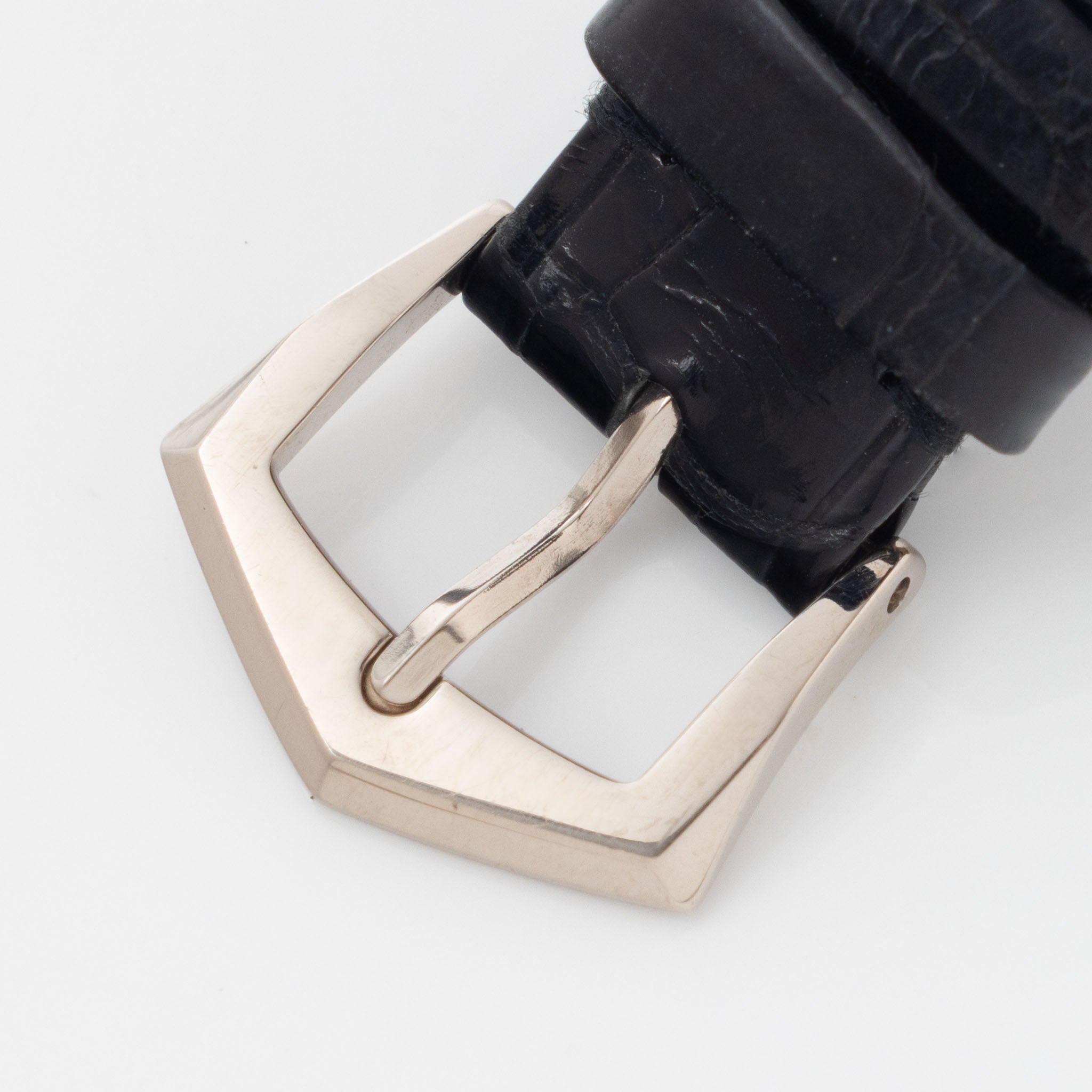 Patek Philippe Calatrava 3520G Clous de Paris in 18k White gold Porcelain Dial with Original Certificate of Origin