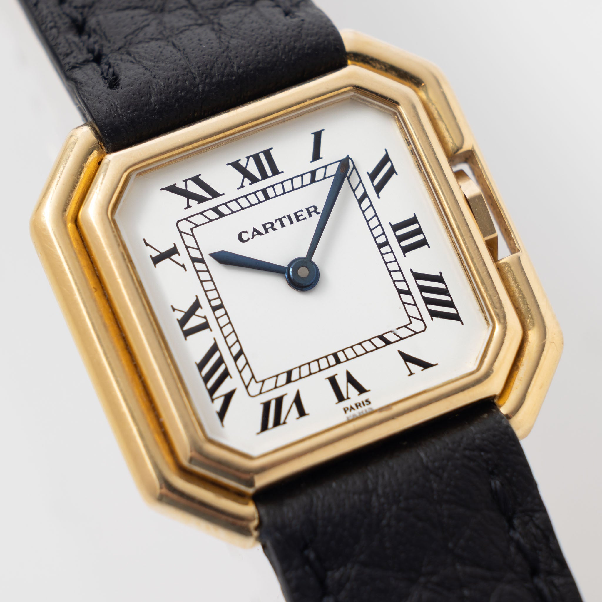 Cartier Ceinture in 18k Yellow Gold ref. 78100 Manual Wound Paris Dial