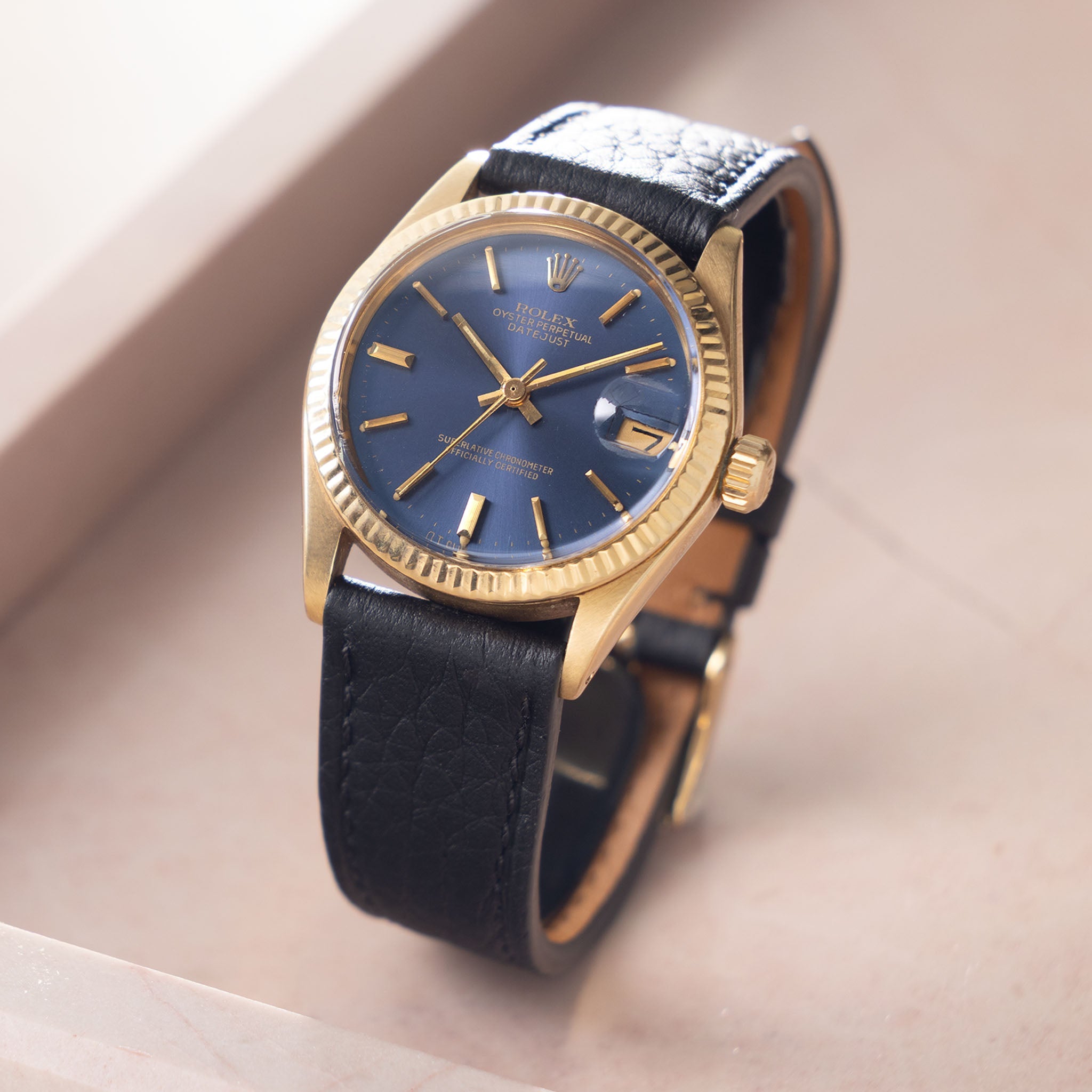 Rolex Datejust ref. 6827/8 Blue Sigma Dial in 18k Yellow Gold 31mm