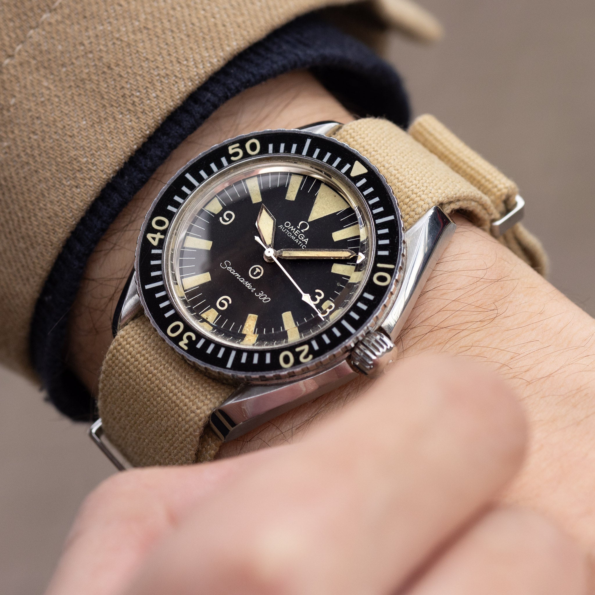 Omega Seamaster 300 British Royal Navy Issued ref. 165.024 Mil-spec Circle-T Dial