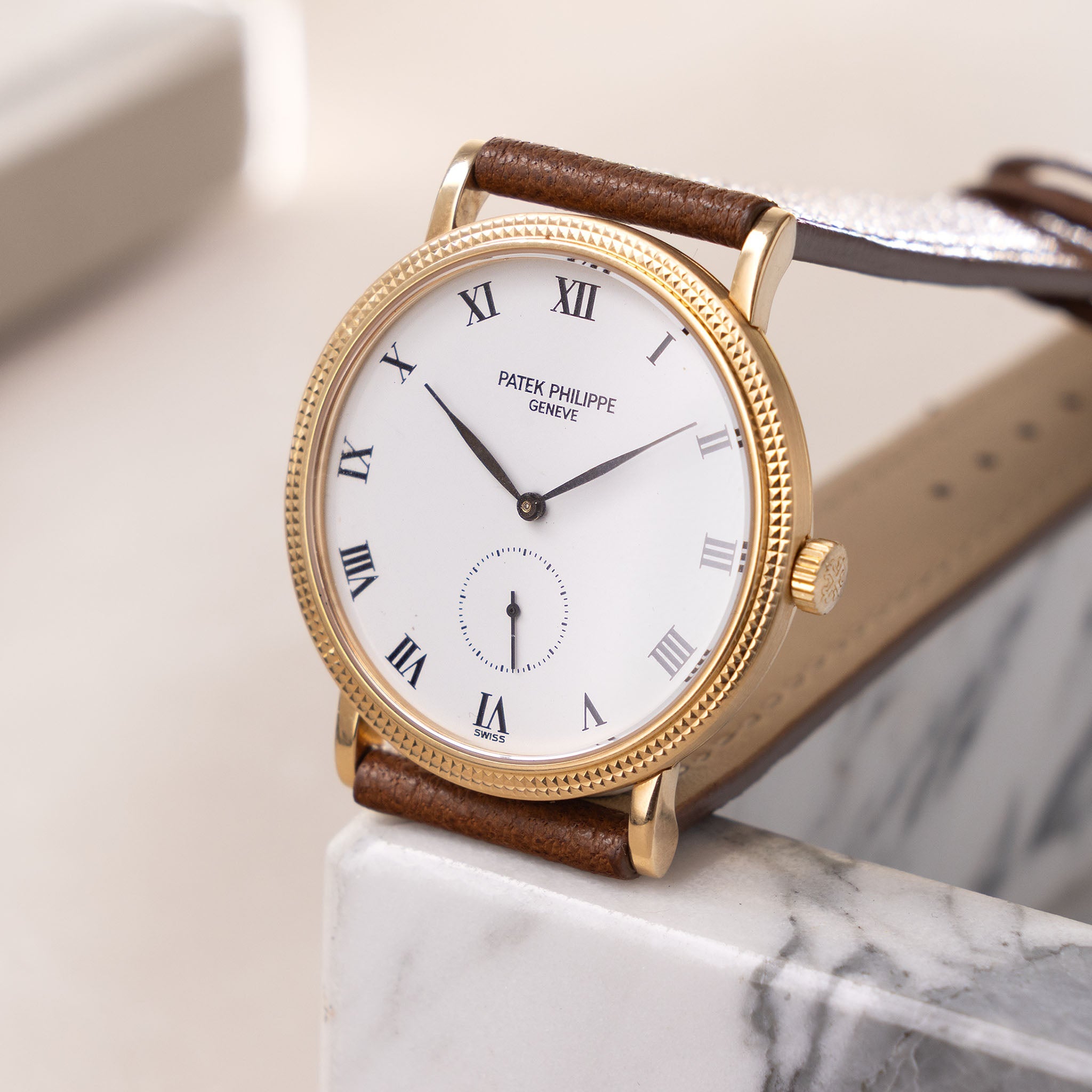 Patek Philippe Calatrava 3919J Porcelain Dial 18k Yellow Gold Clous de Paris