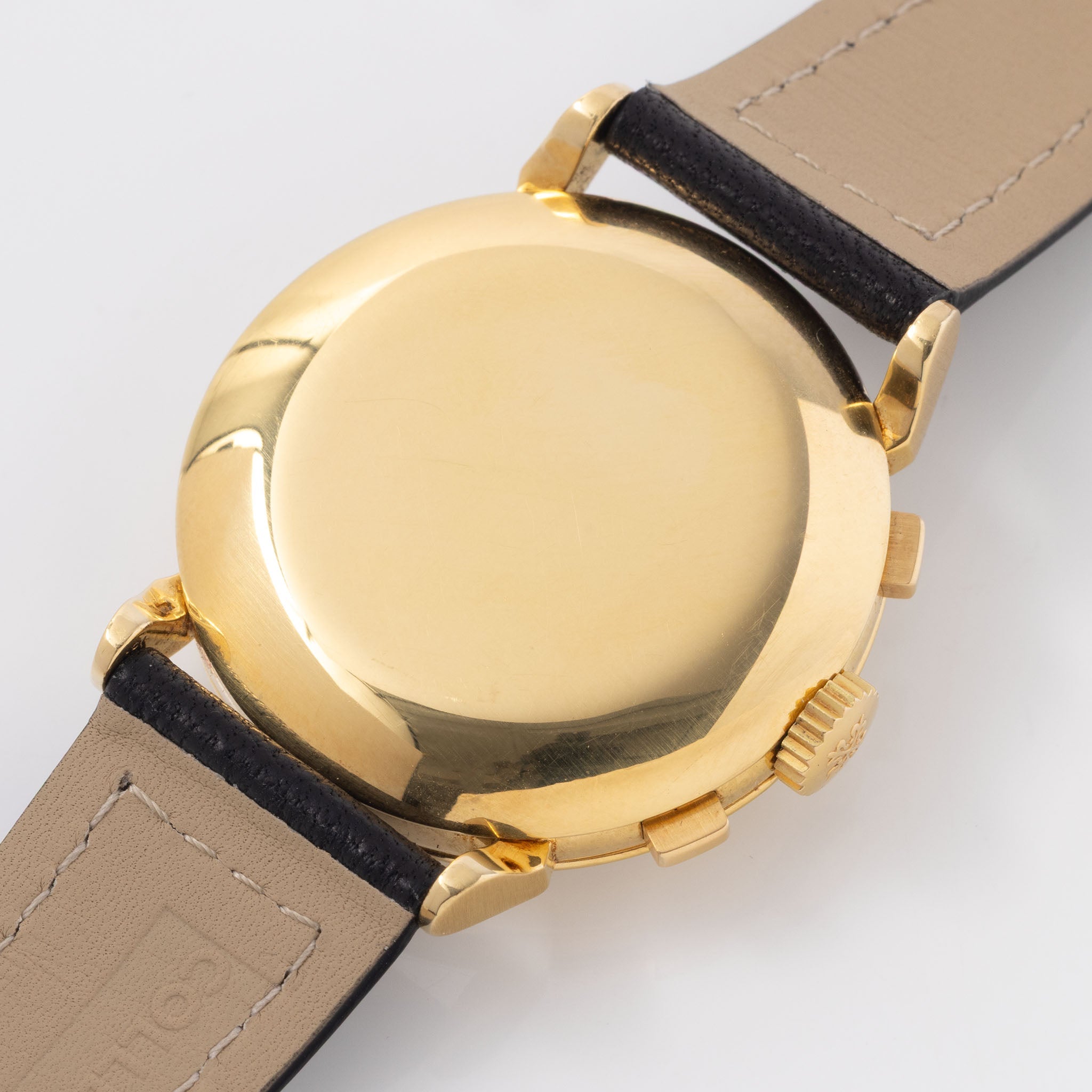 Patek Philippe Chronograph 1579J Second Series Silvered Dial in 18k Yellow Gold with Extract of the Archives