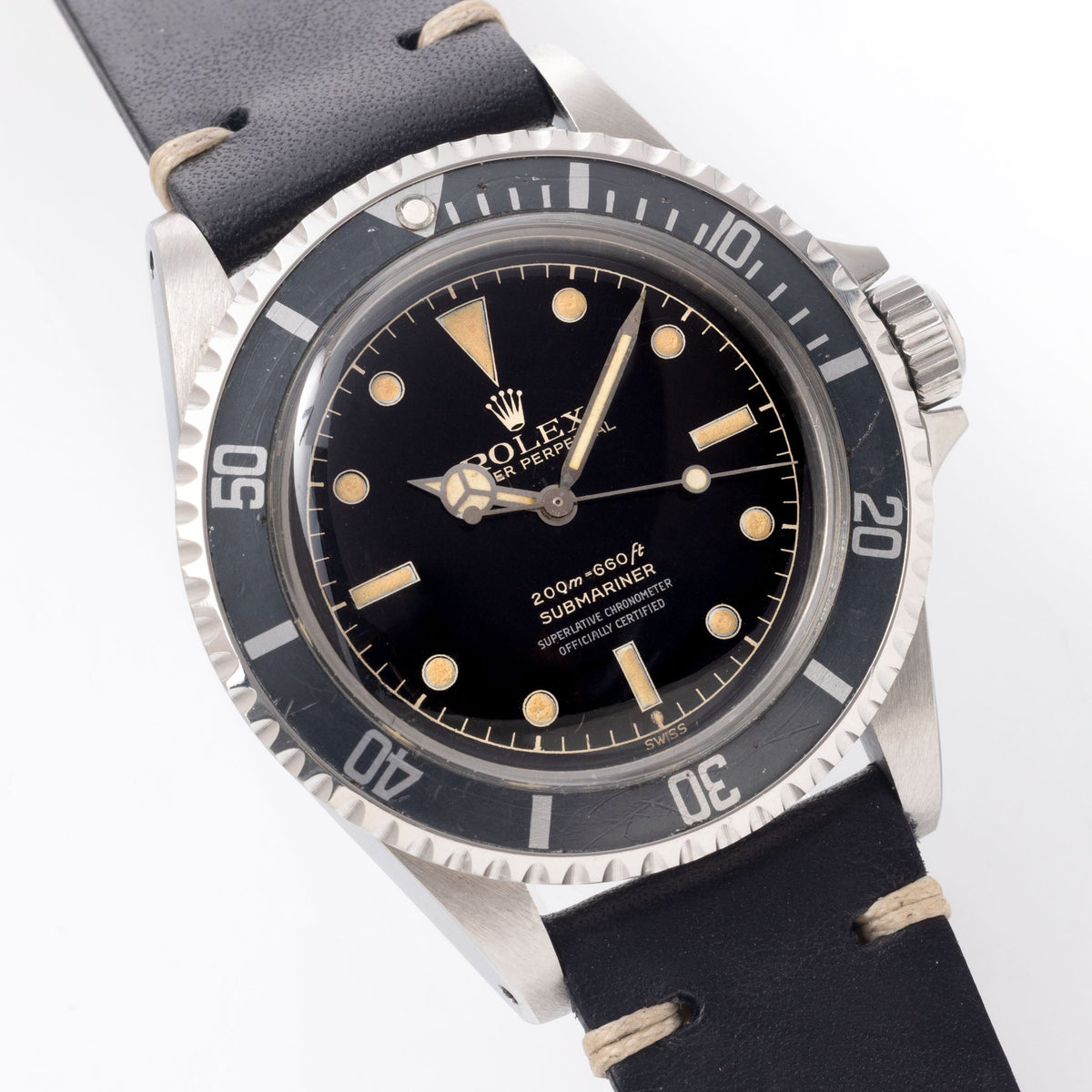 Rolex Submariner 5512 4-liner Gilt Chapter Ring Exclamation point Dial Pointed Crown Guards Case