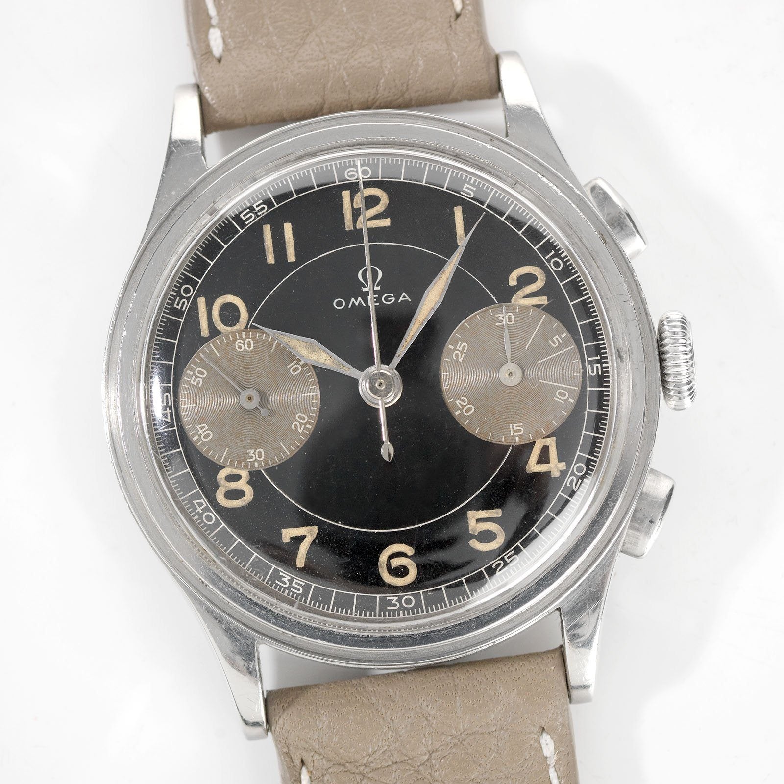 Omega Steel Step-Case Chrono Calibre 33.3