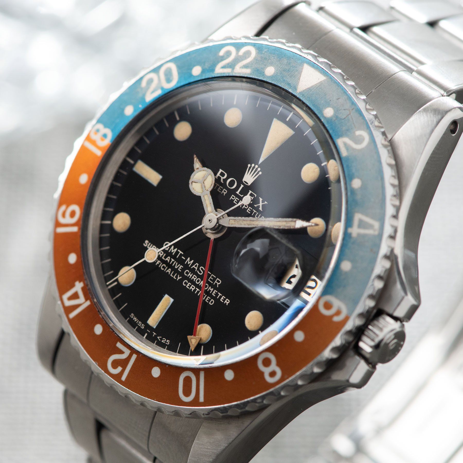 Rolex 1675 Gilt Dial GMT Master pepsi inlay, mirror gloss dial