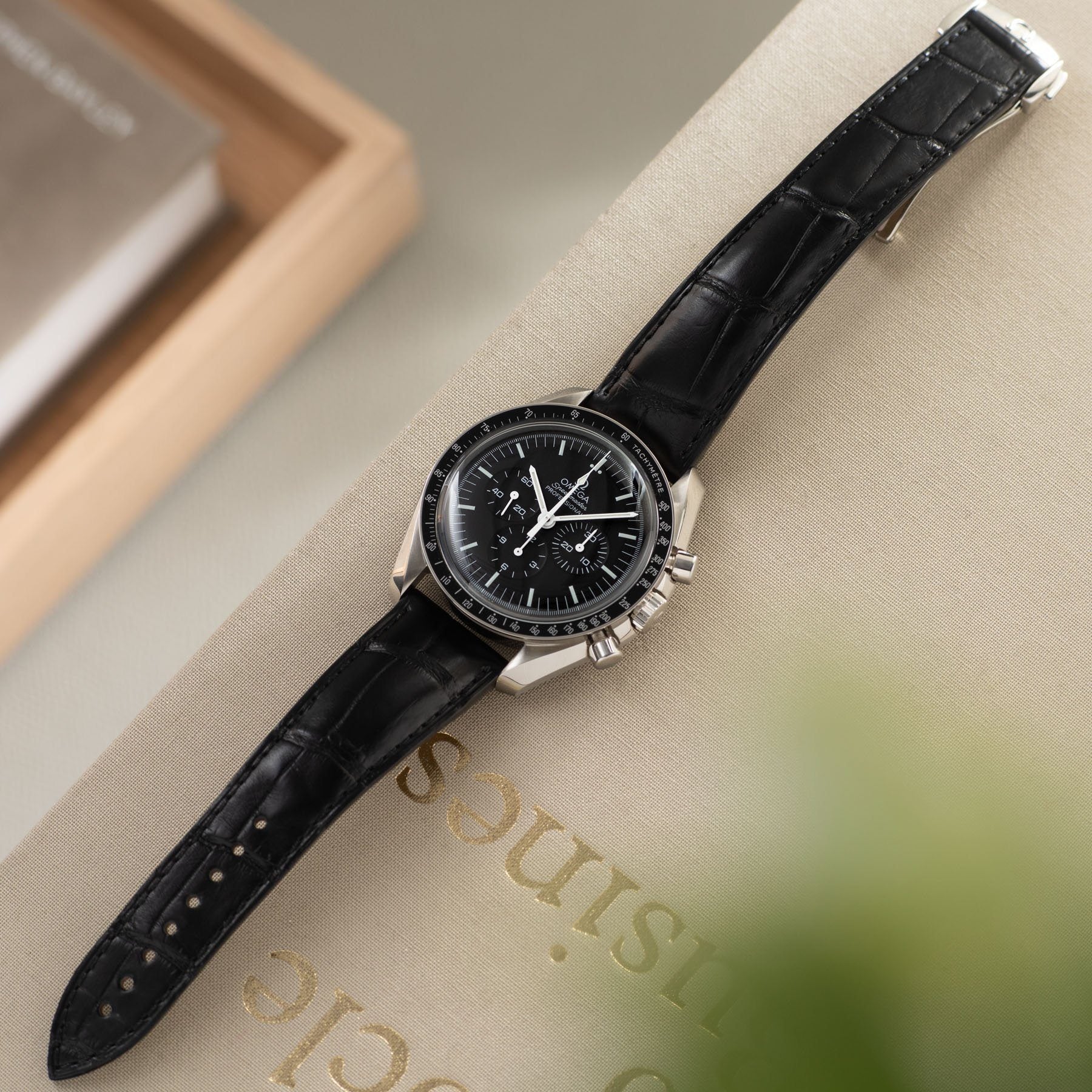 Omega Speedmaster Professional 