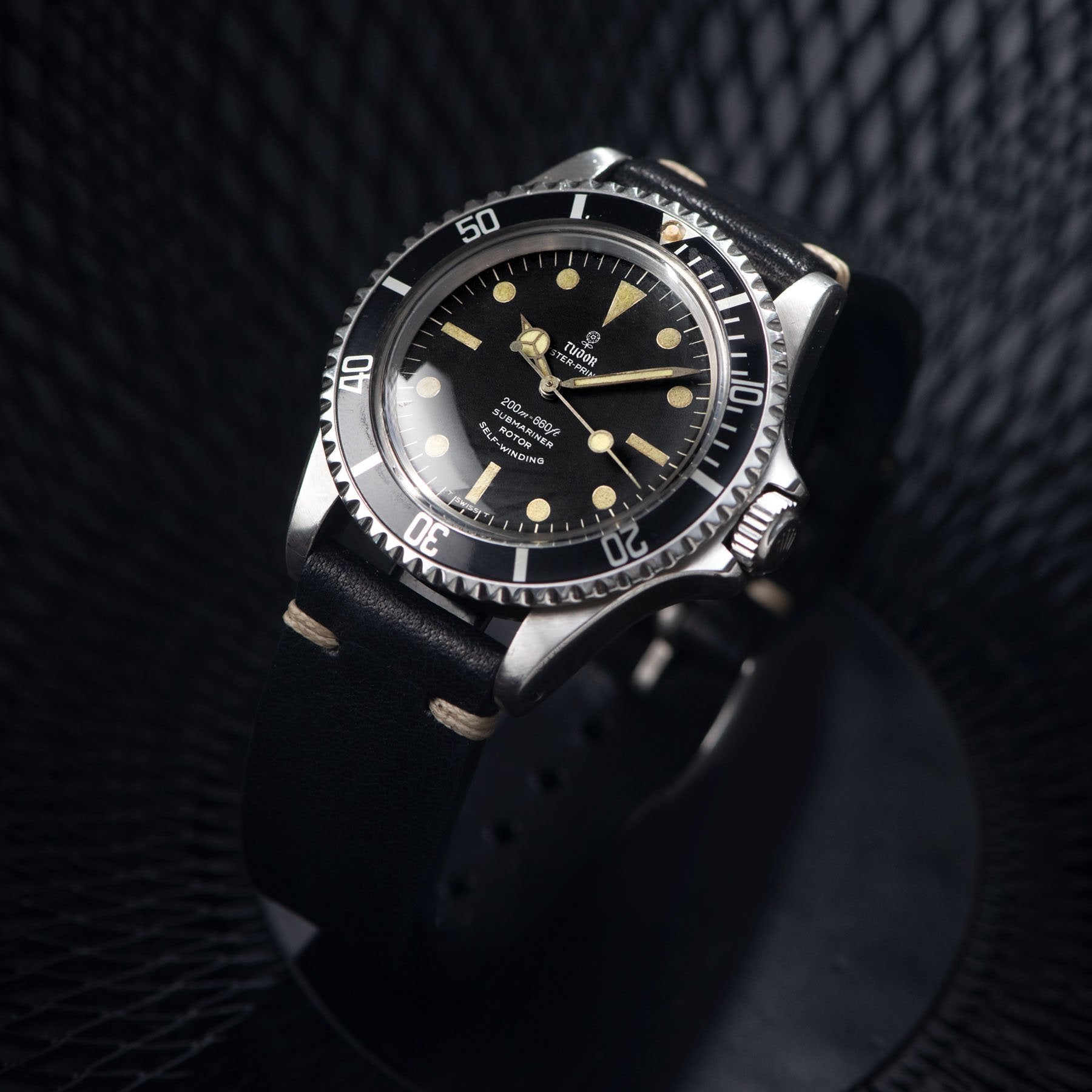 Tudor Submariner 7928 Gilt Minute Track