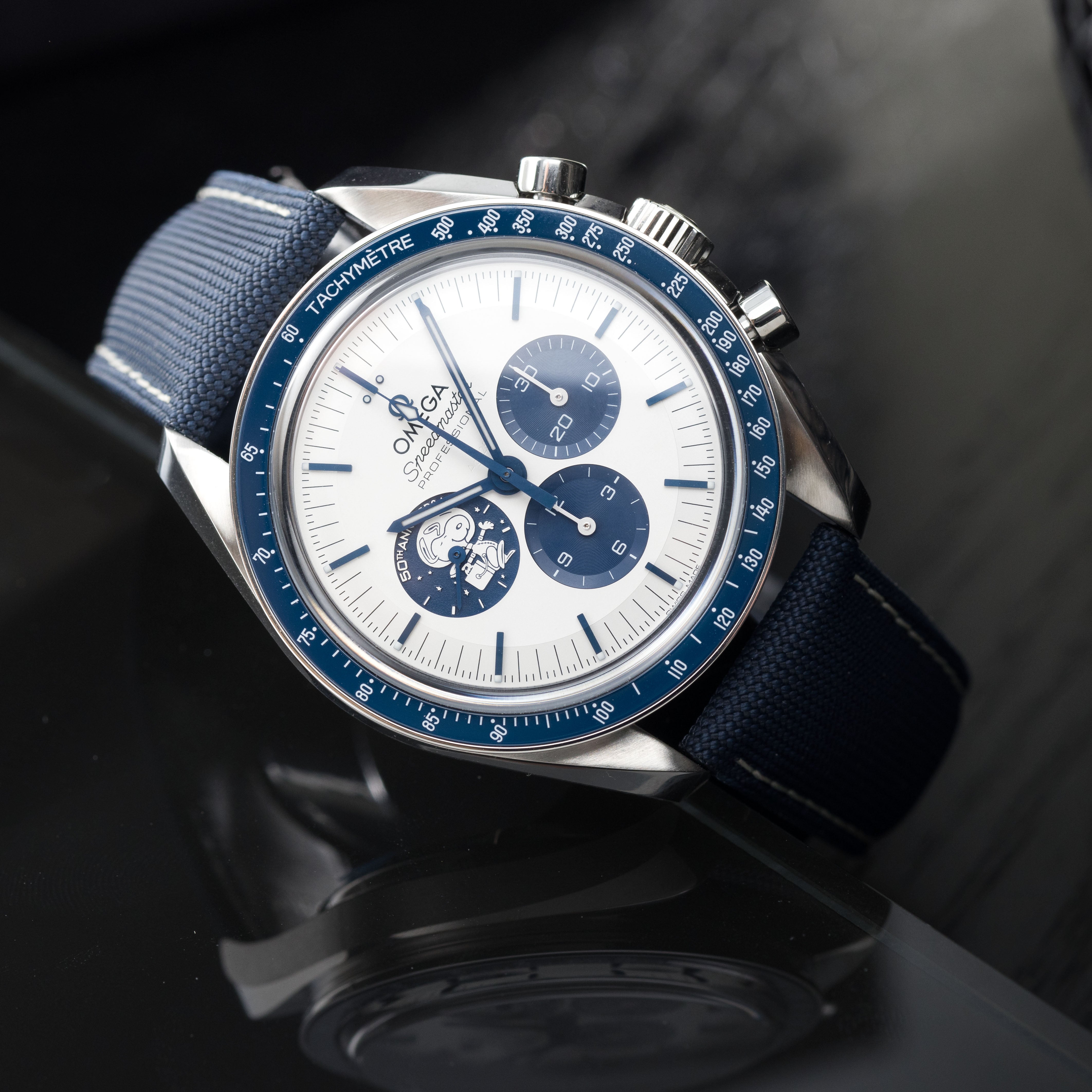 Omega Speedmaster Silver Snoopy 50th Anniversary Full Set
