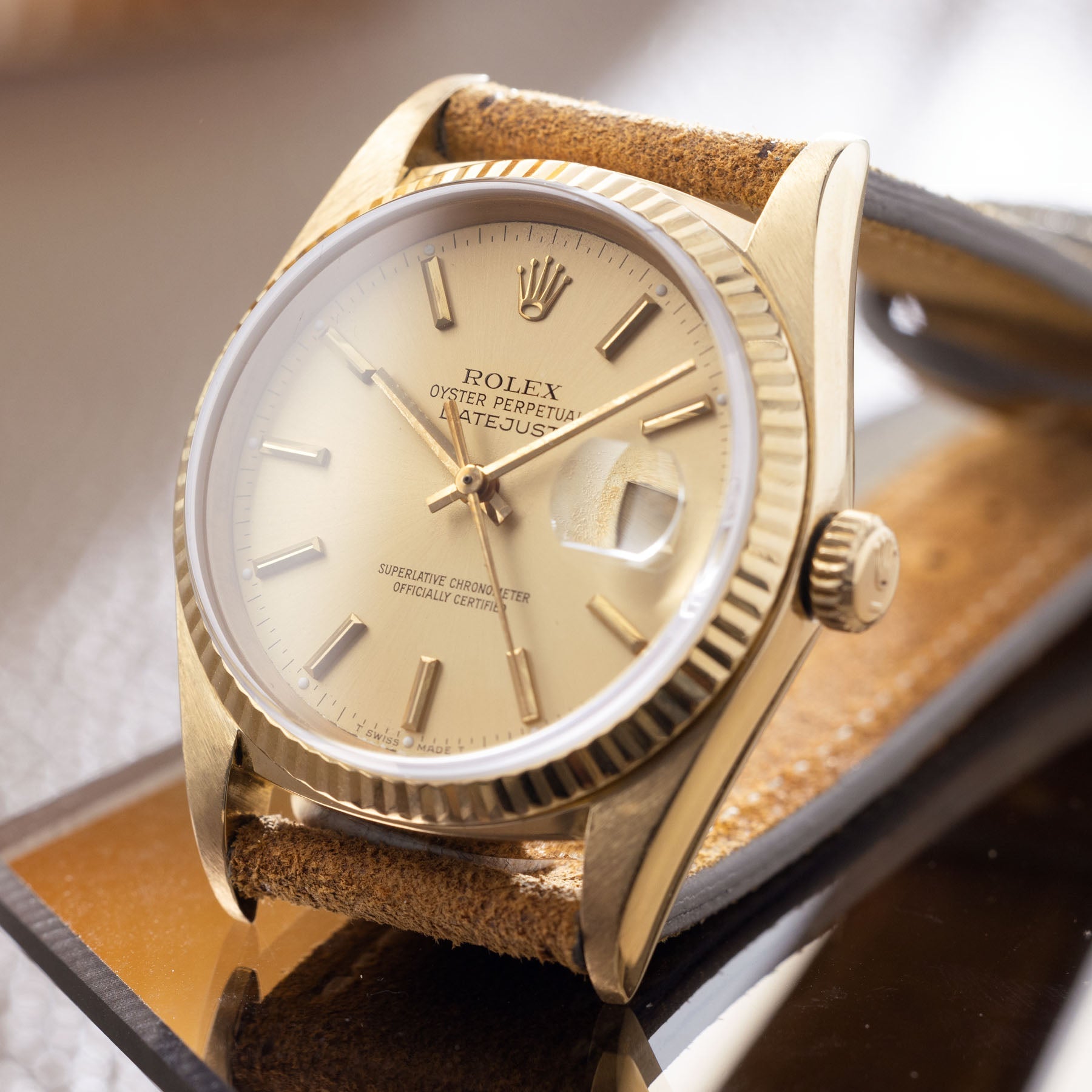 Rolex Datejust 16018 Yellow Gold Champagne Dial W1903