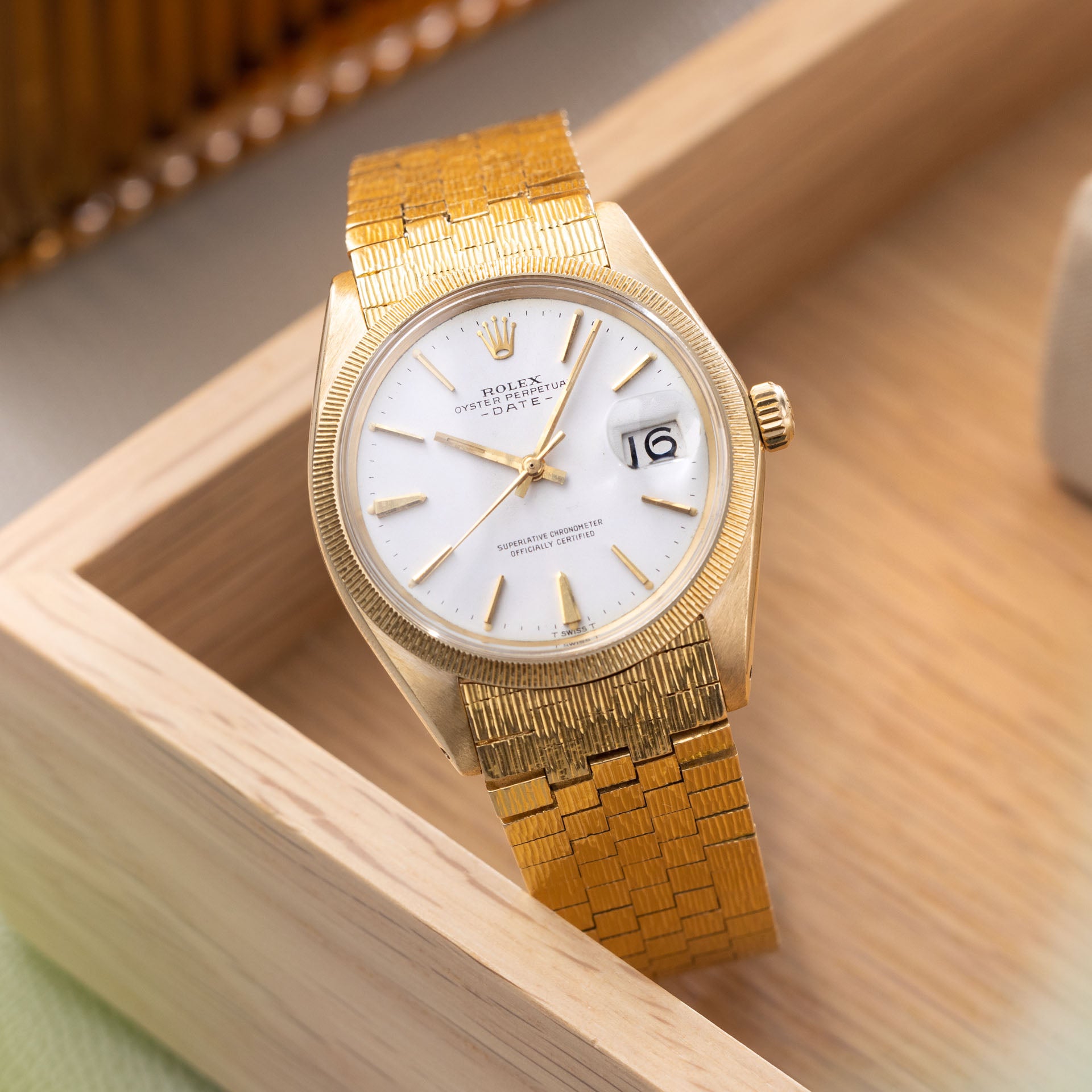 Rolex Date 1507 Yellow Gold Rare Bezel and Brick Link Bracelet