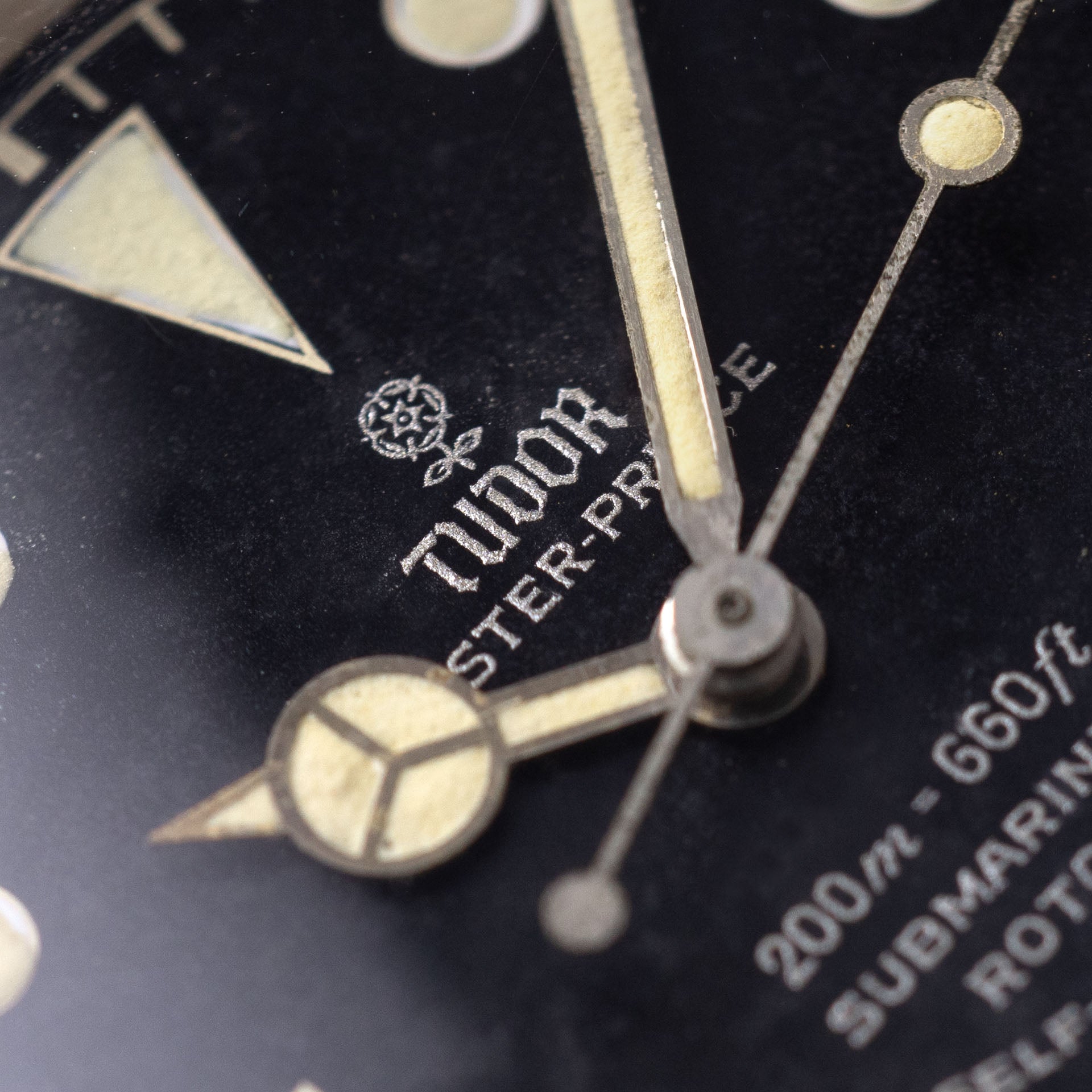 Tudor Submariner 7928 Gilt Minute Track
