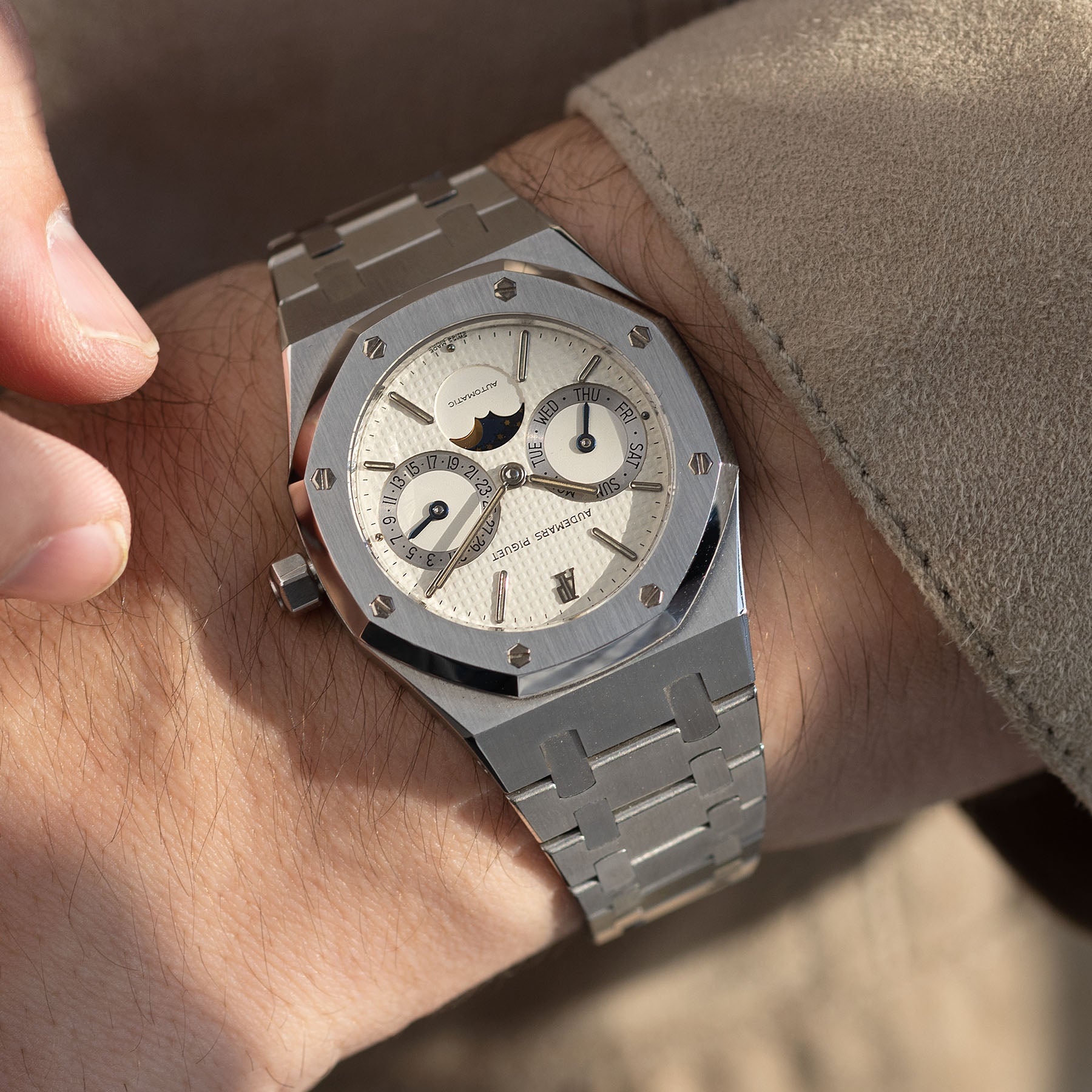 Audemars Piguet Royal Oak Day Date Moonphase ref 25594ST Cream dial 