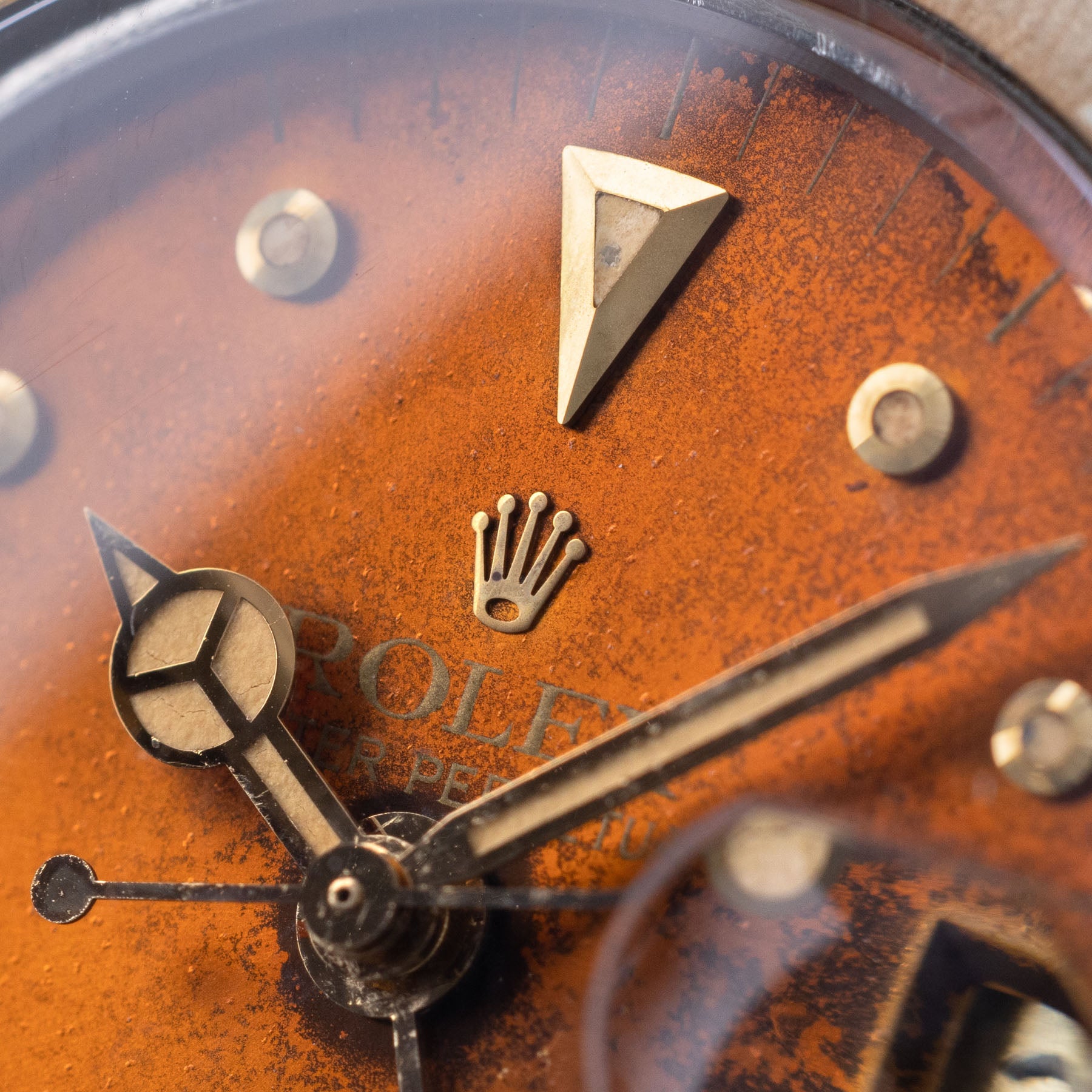 Rolex GMT-Master 1675 Two-Tone Topical Nipple Dial Root Beer