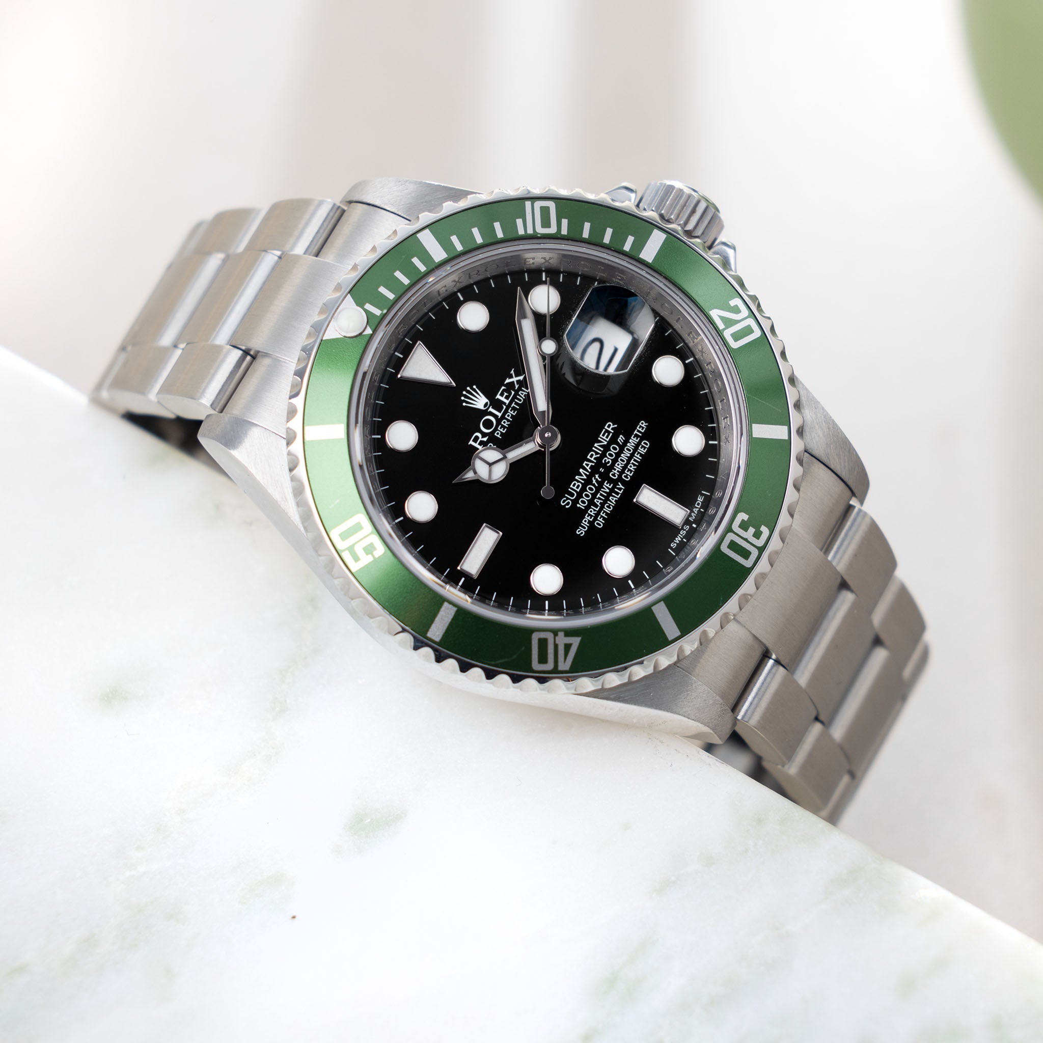 Rolex Submariner Date Green Bezel Box and Papers Ref 16610LV 