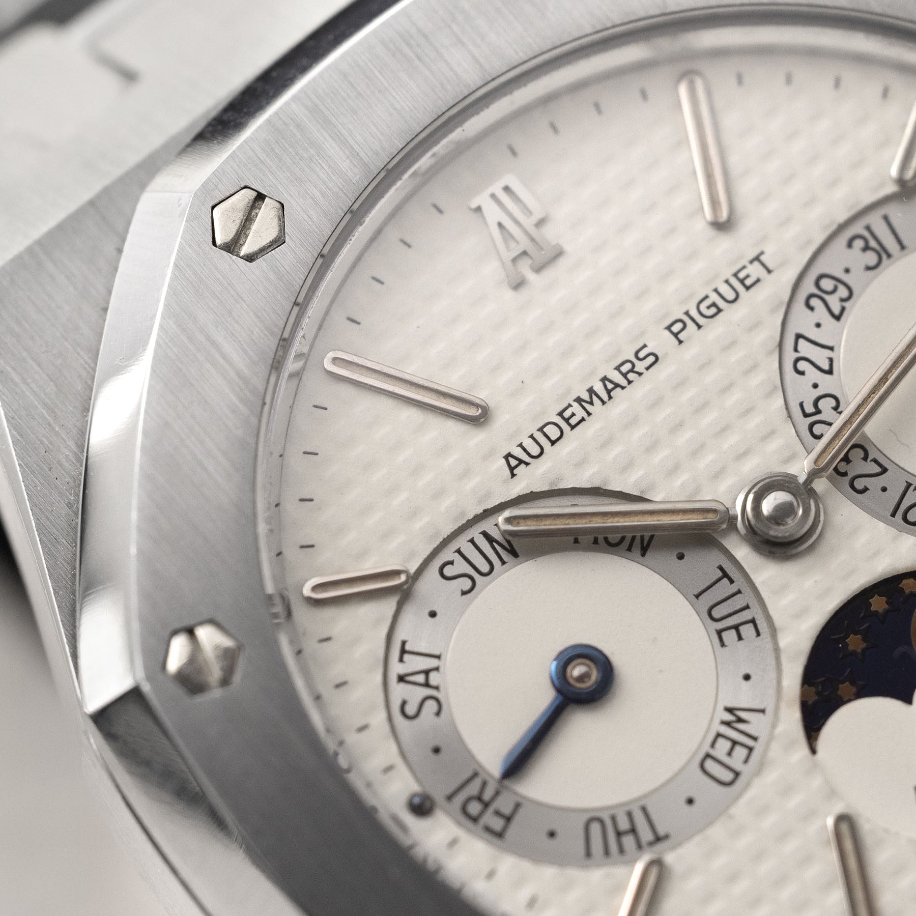 Audemars Piguet Royal Oak Day Date Moonphase ref 25594ST Cream dial 