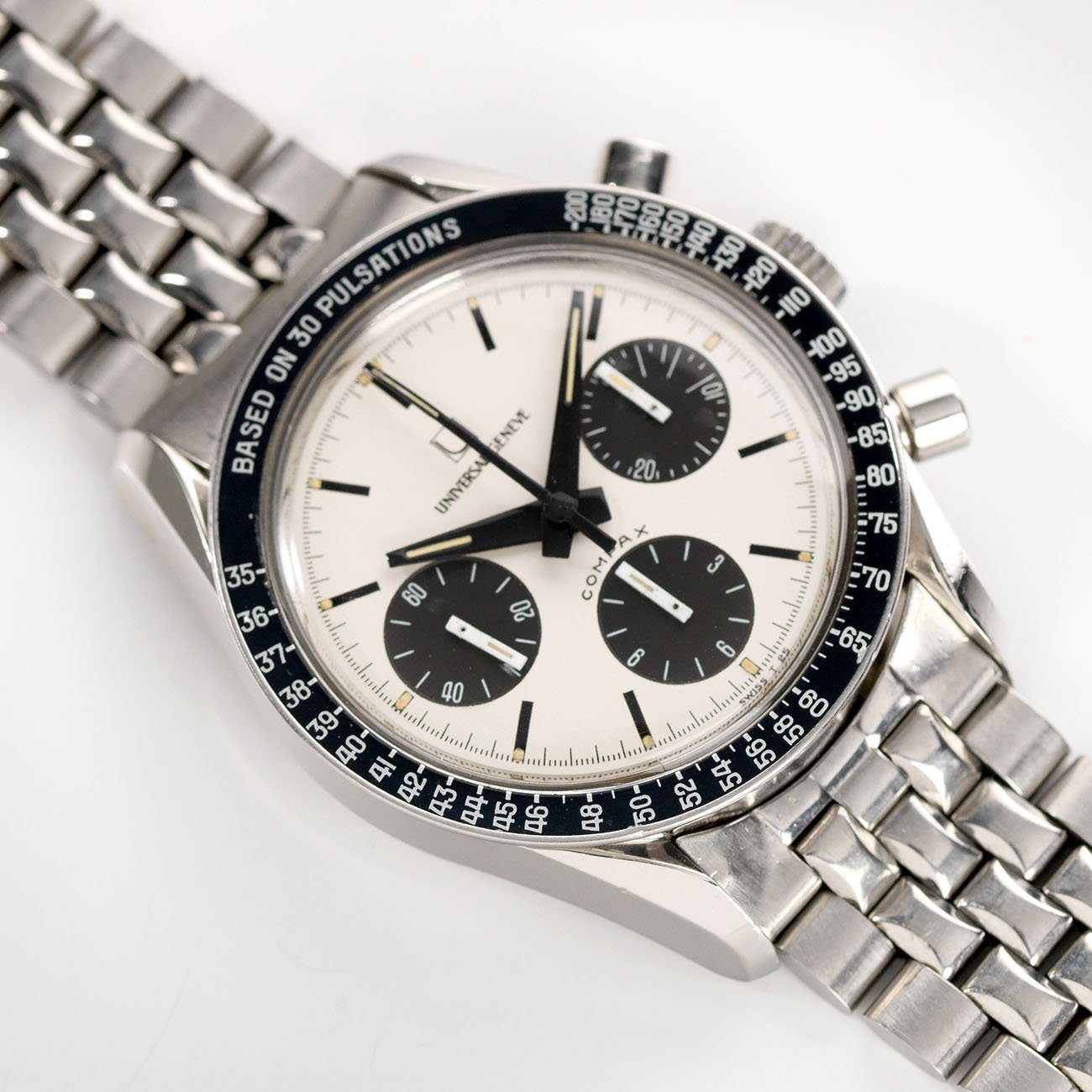 Universal Geneve ‘Nina Rindt’ Ref 885105/02