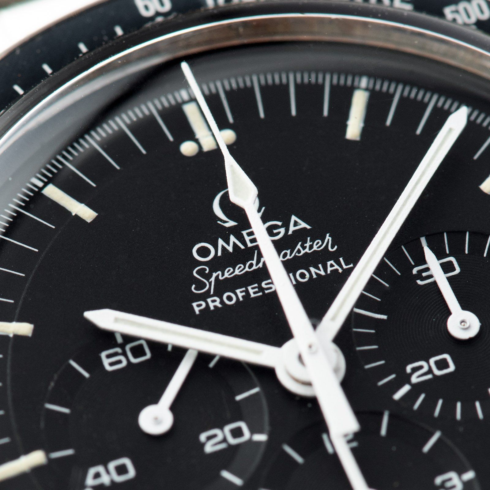 Omega Speedmaster 145.022-68 Straight Writing Curated Package