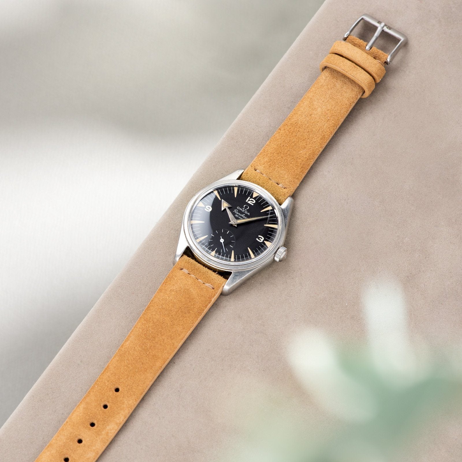 Omega Ranchero CK2990 Broad Arrow Hands and Archive Extract