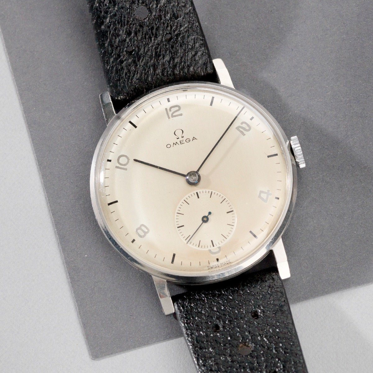 Omega Square Lug 37,5mm Jumbo Calatrava Cal. 265 1940s 
