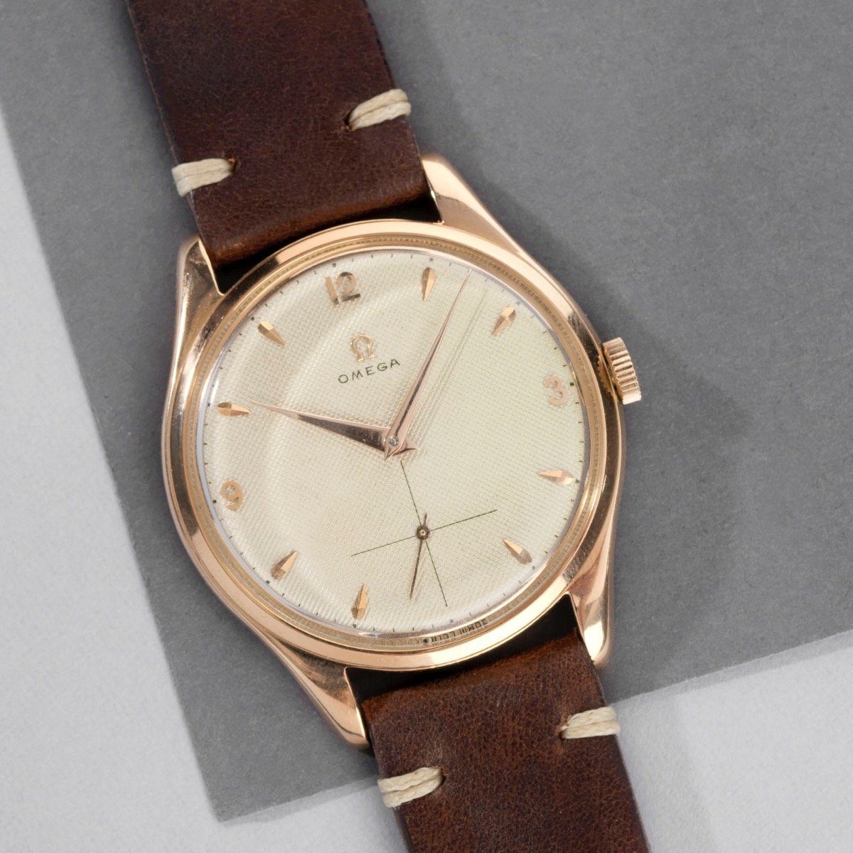 Omega Calatrava 1940s Large Case 38mm