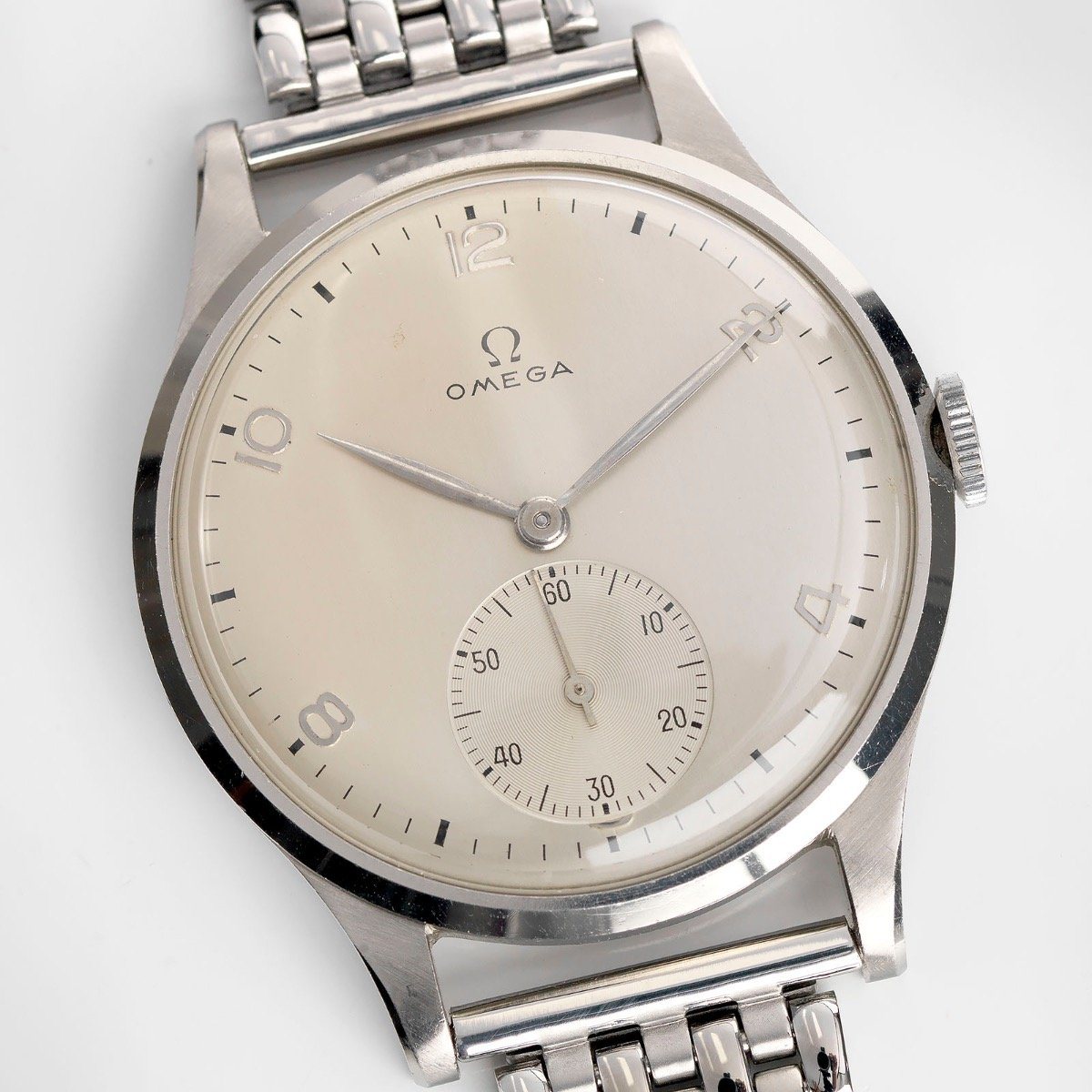 Omega Calatrava Dresswatch 1940s Large Case 38mm
