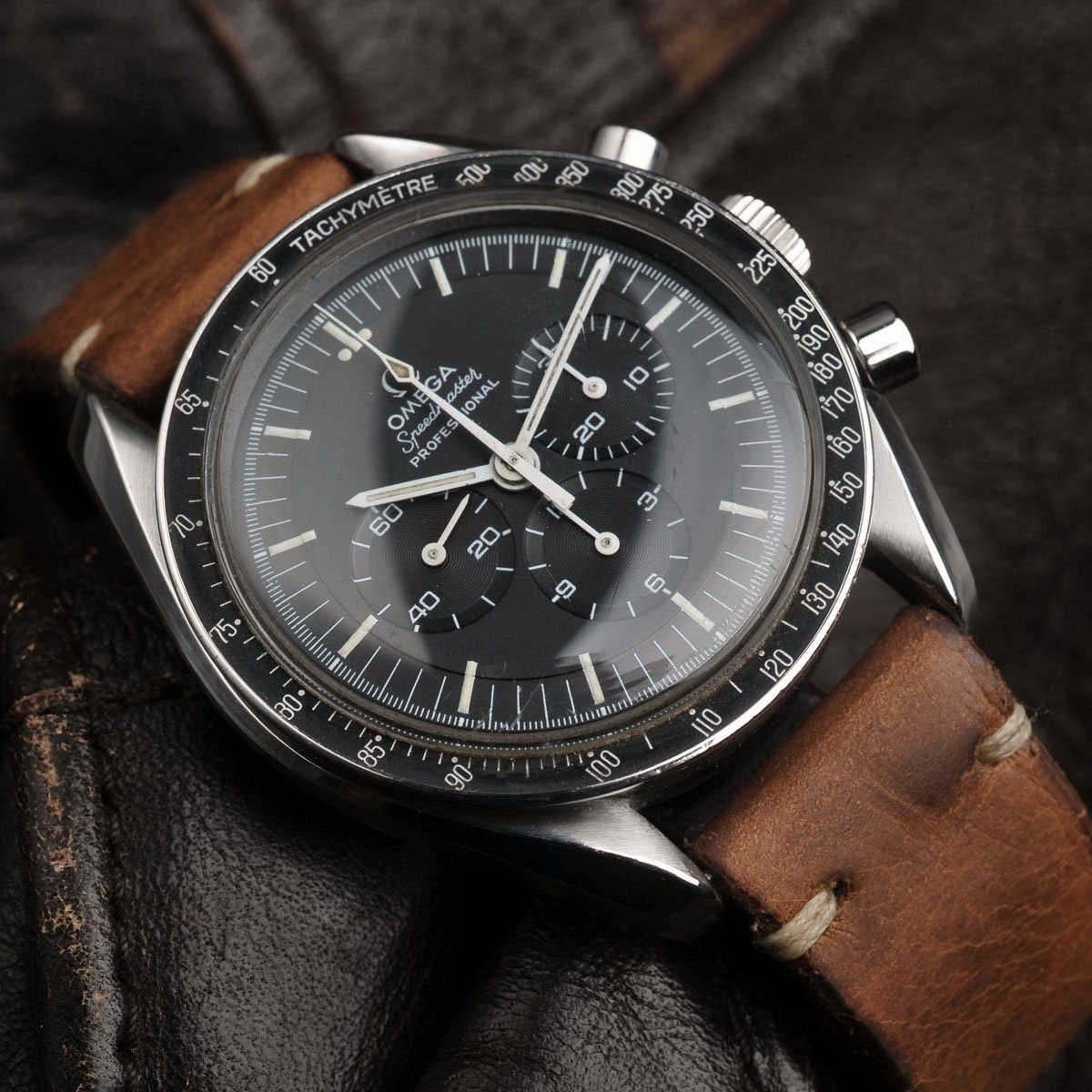 OMEGA SPEEDMASTER 1969